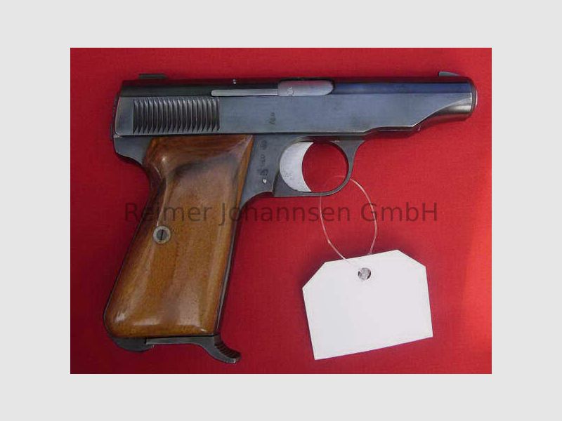 DIV Bernardelli pistol