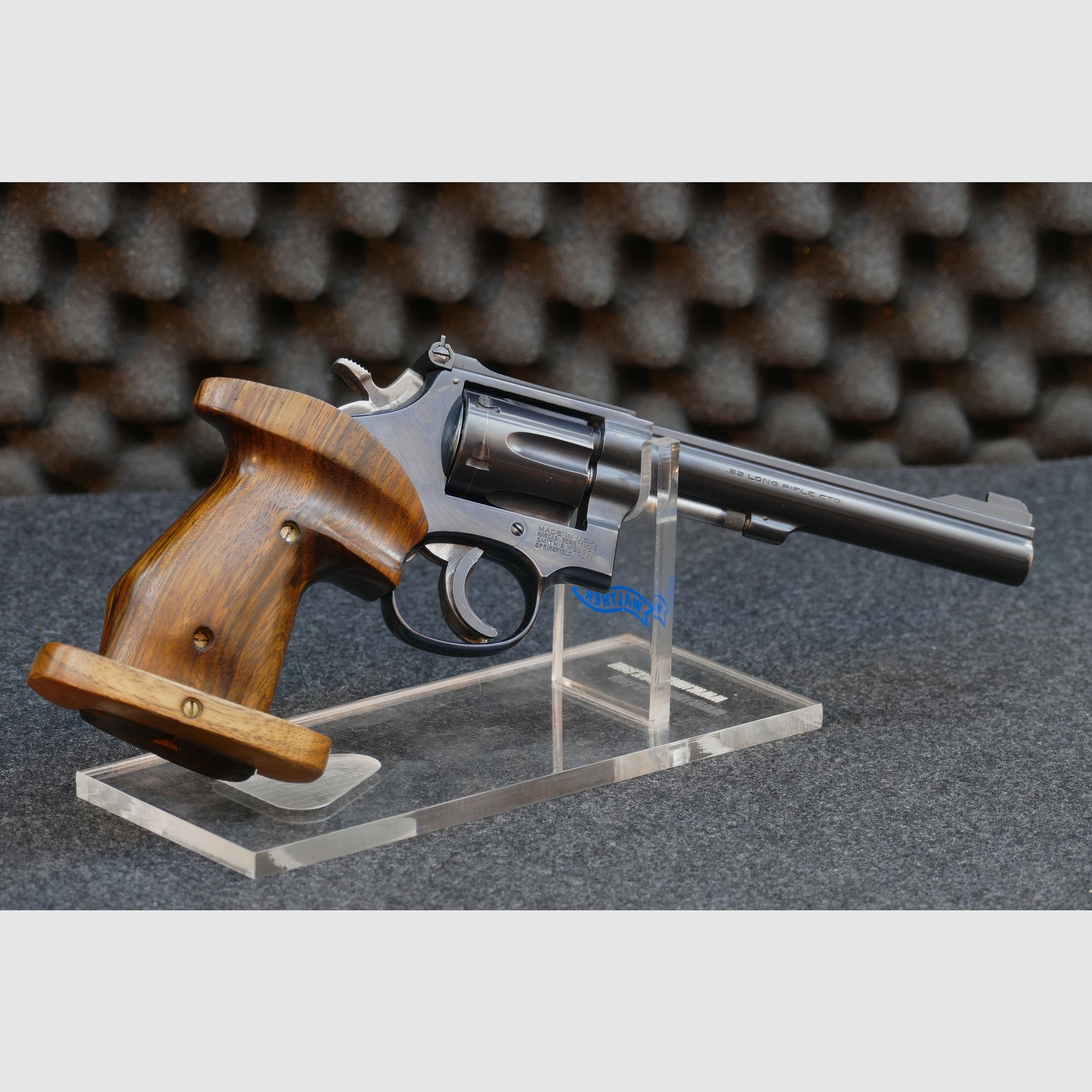 Smith & Wesson Model 17-5 — 6" (152 mm) • .22 LR