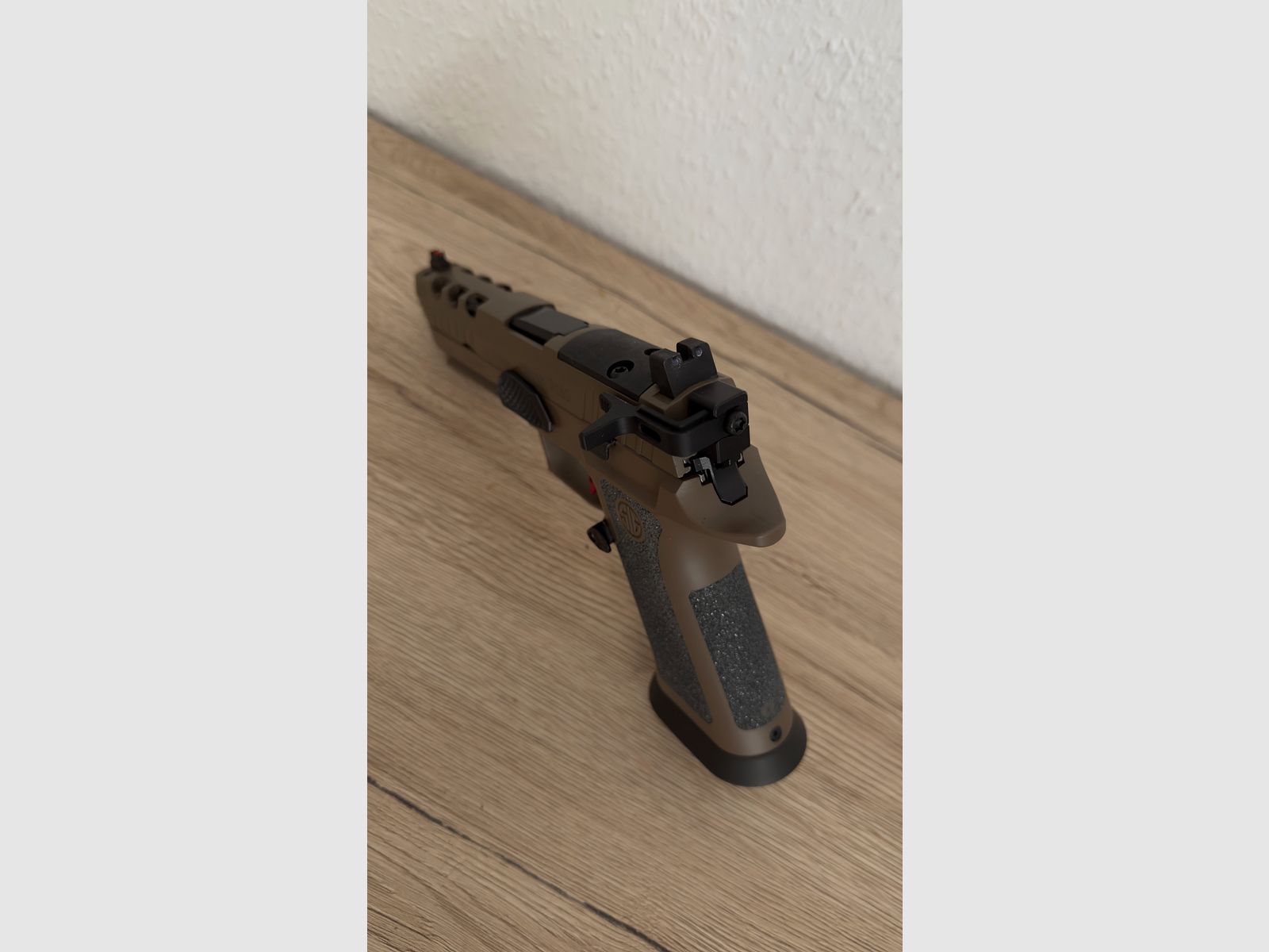 Sig Sauer P320 X5 DH3 – optimizado para IPSC – En excelente estado