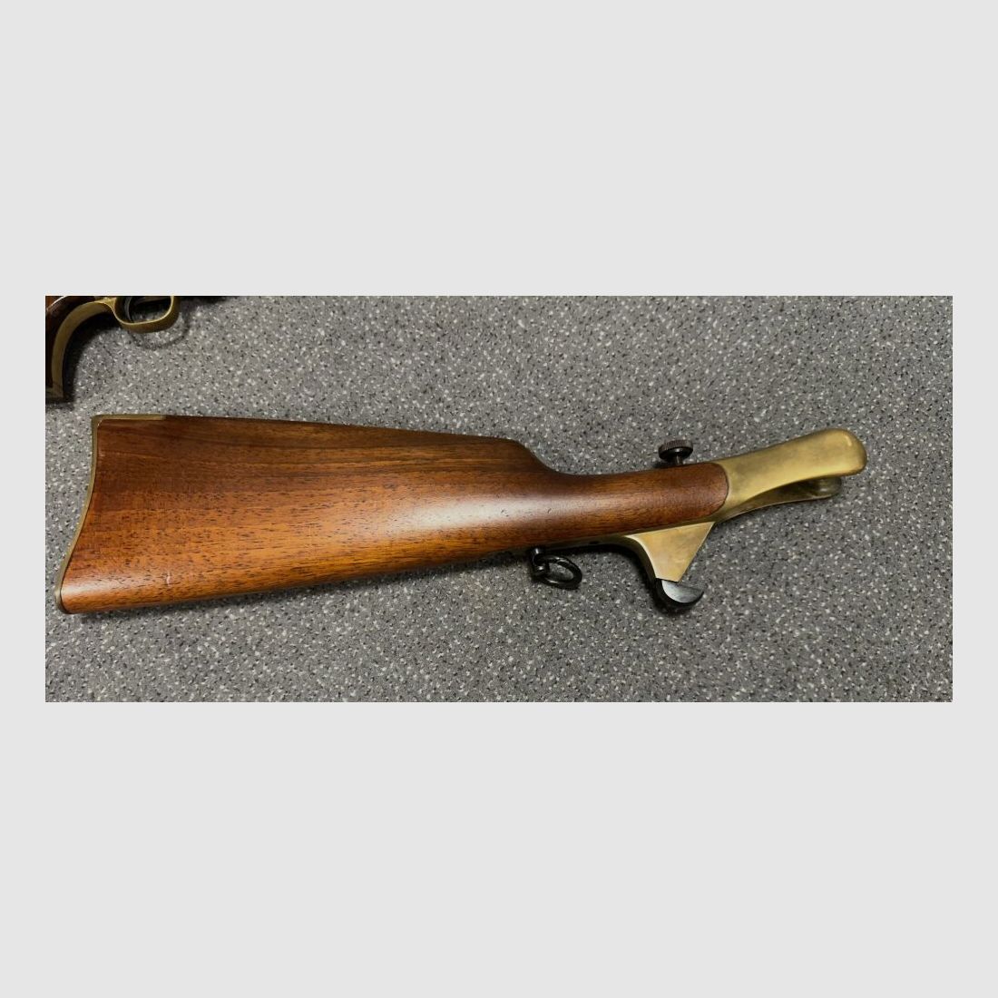 Hege Uberti American Buntline mit Anschlagschaft