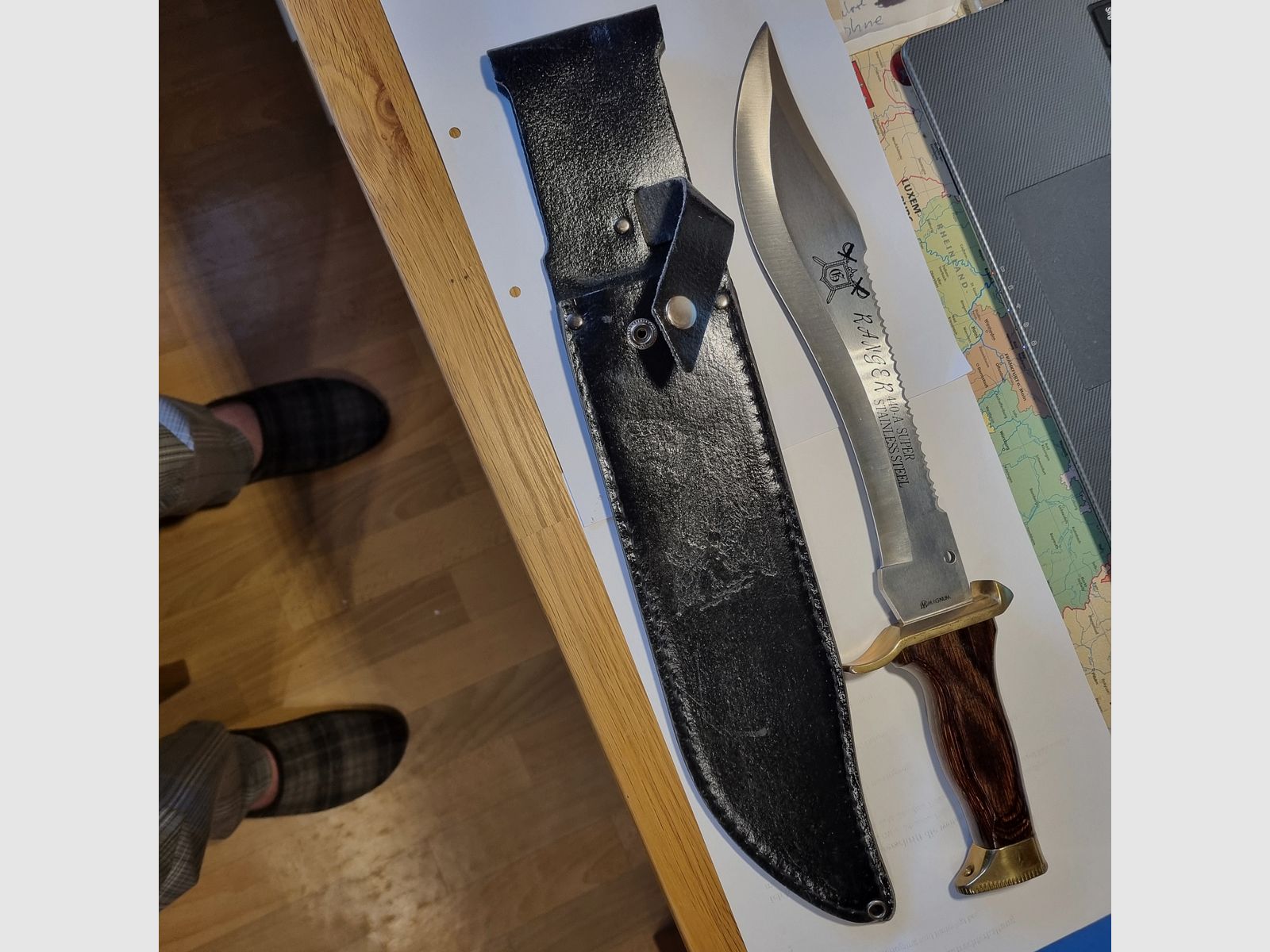 Messer MAGNUM RANGER 440-A Super, Bowiemesser, mit Sägezahnung Stainless Steel