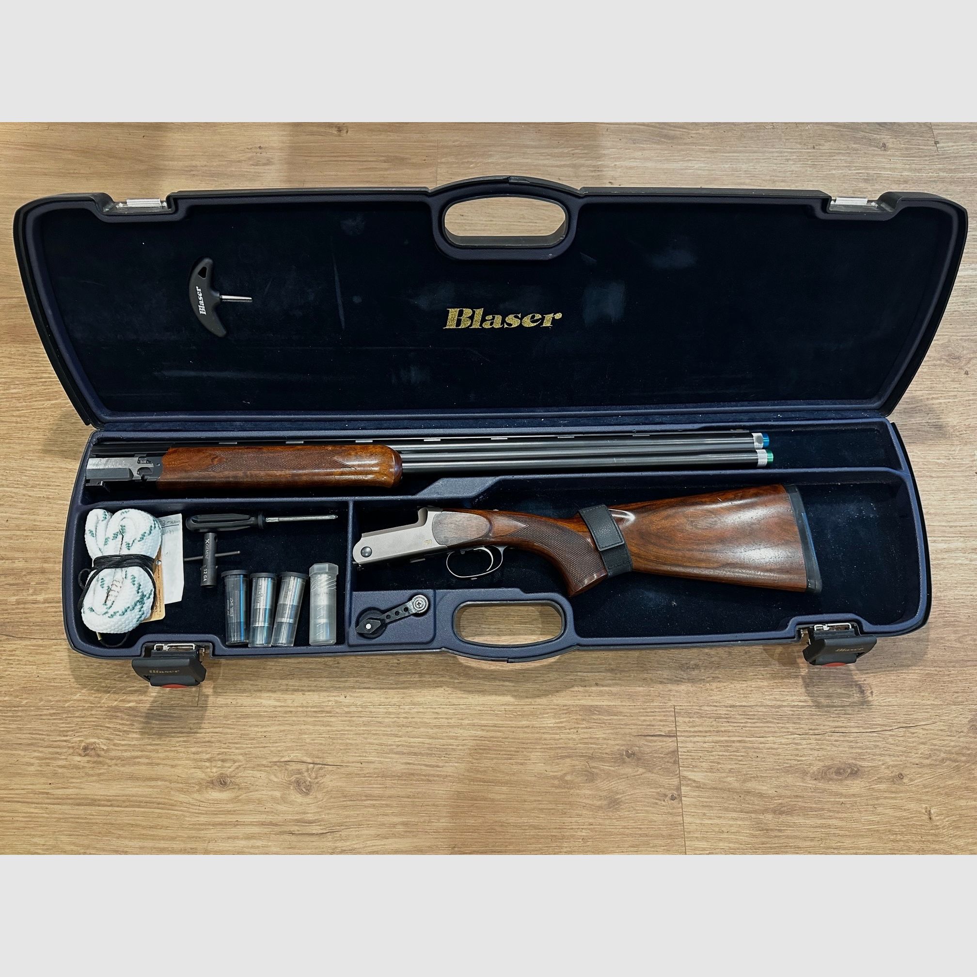 Blaser F3 over-and-under shotgun / over-and-under double shotgun 12/76