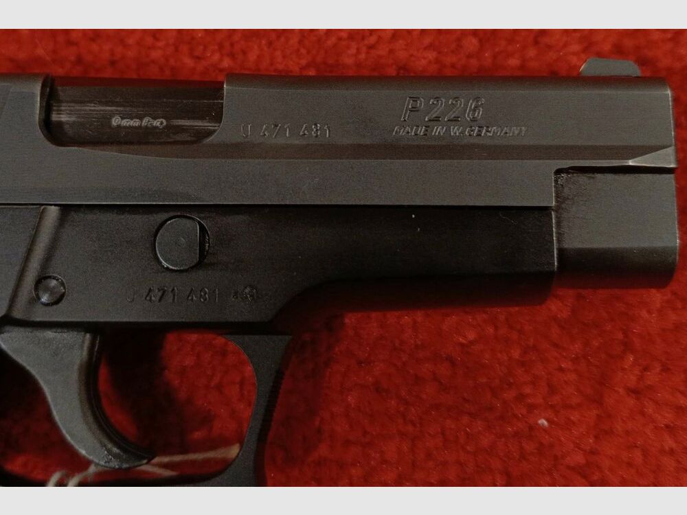 SIG Sauer P226 9mmLuger