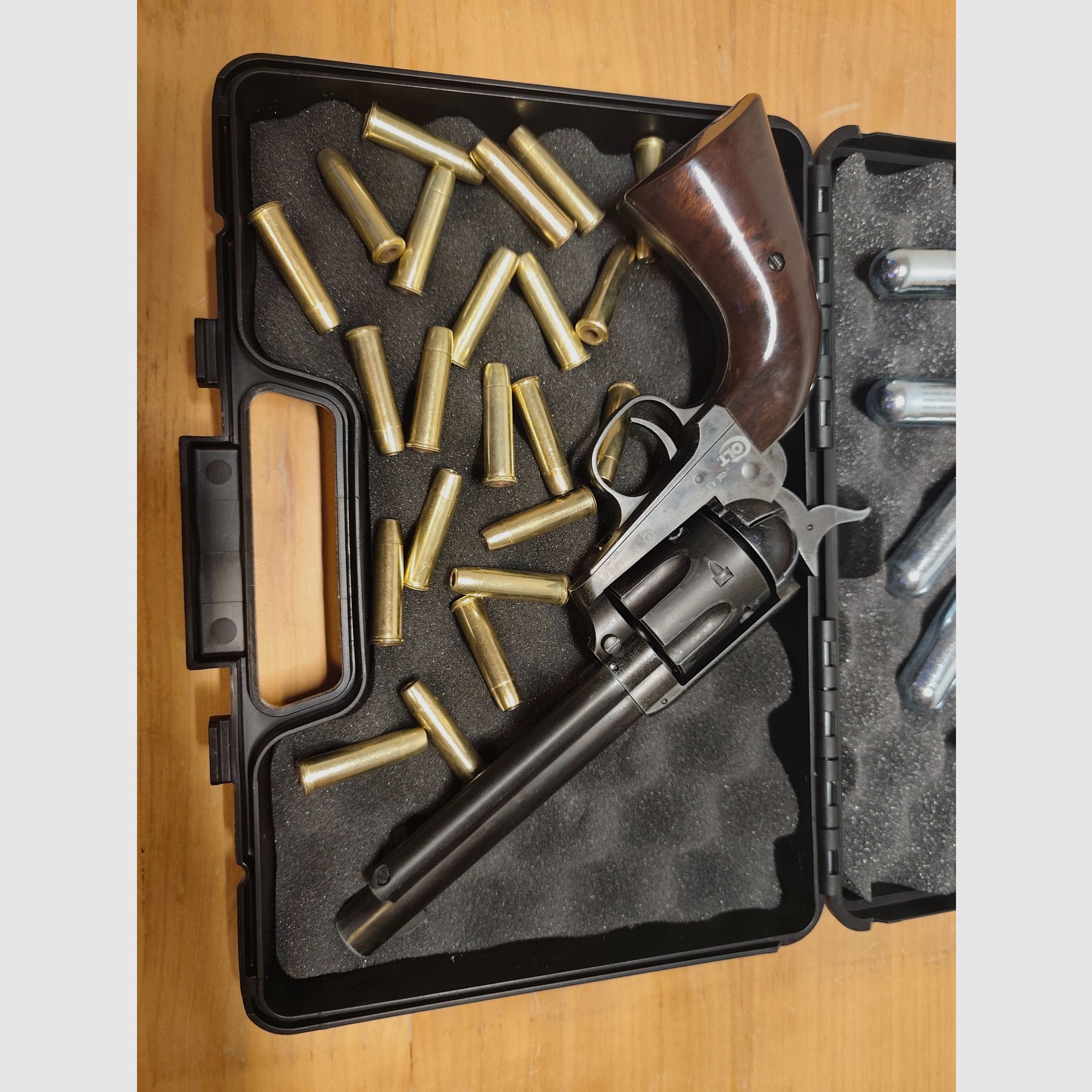 Colt Single Action Army 45 acabado antiguo 4,5 mm BB revolver de aire comprimido, imagen 2 de 5
