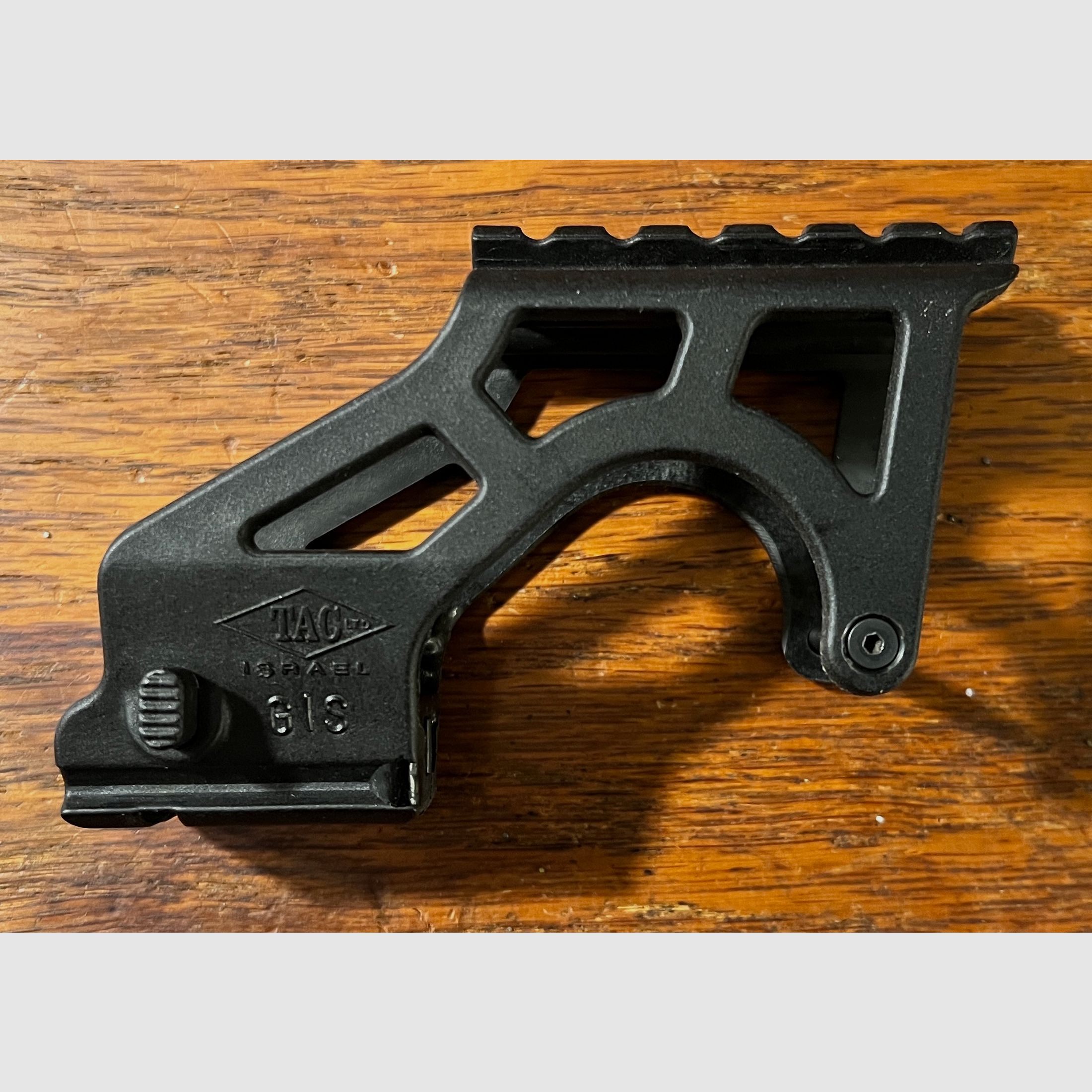 GLOCK 17, Anschlagschaft und ZF-Montageschiene