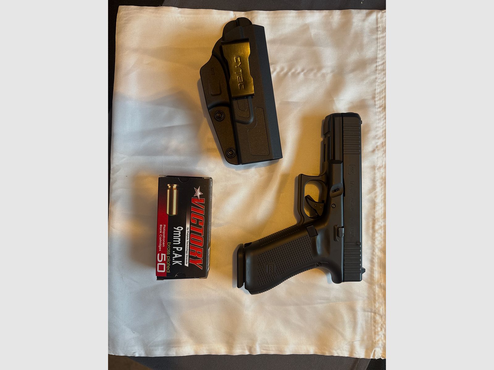 Umarex Glock 17 Gen5 9mm P.A.K. – rápido nuevo, Cytac Holster + 50 disparos