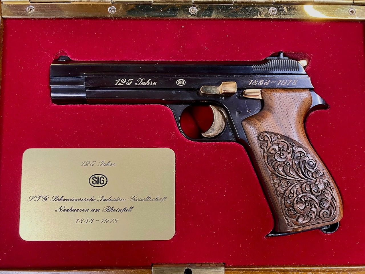 SIG P210 Pistool -125 Jaar SIG, Gebruikt, 9×19, in Houten Kist, afbeelding 1 van 2