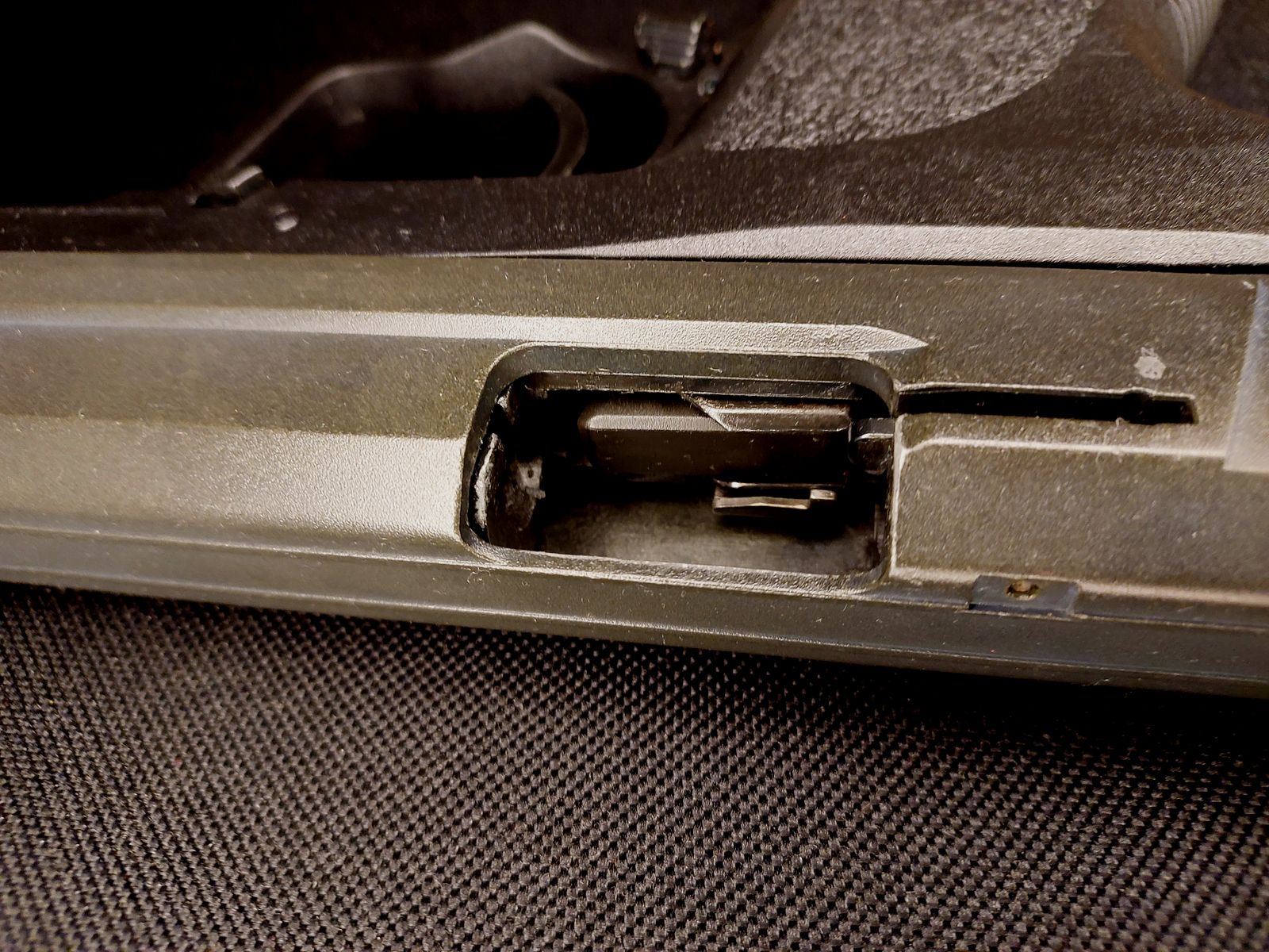 Röhm RG96 Schreckschuss Pistole brüniert (PTB 699) RG 96 mit 3 Magazinen