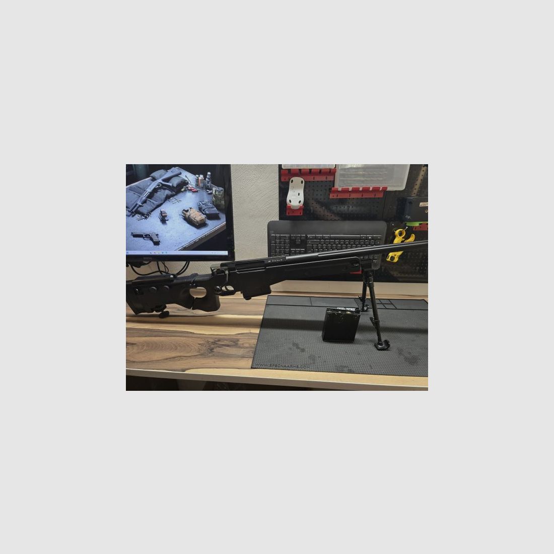 ASG Accuracy International AW .338 Gas-Repertiergewehr + Magazin 6mm BB Airsoft