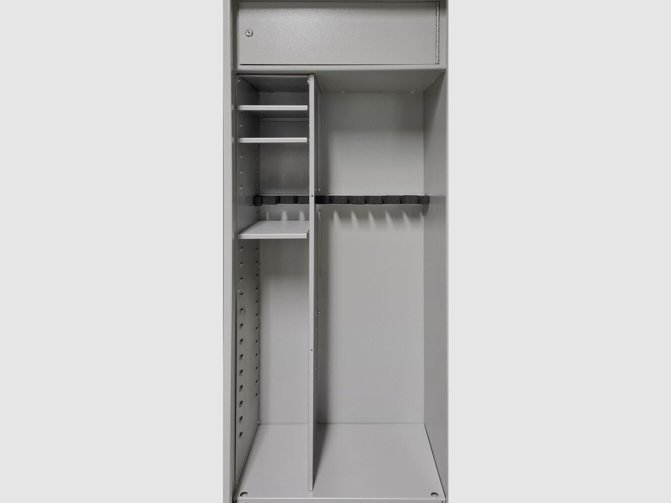 Gun safe – LWT-1.150/6E – 1,500 x 500 x 500 mm – with shelf insert