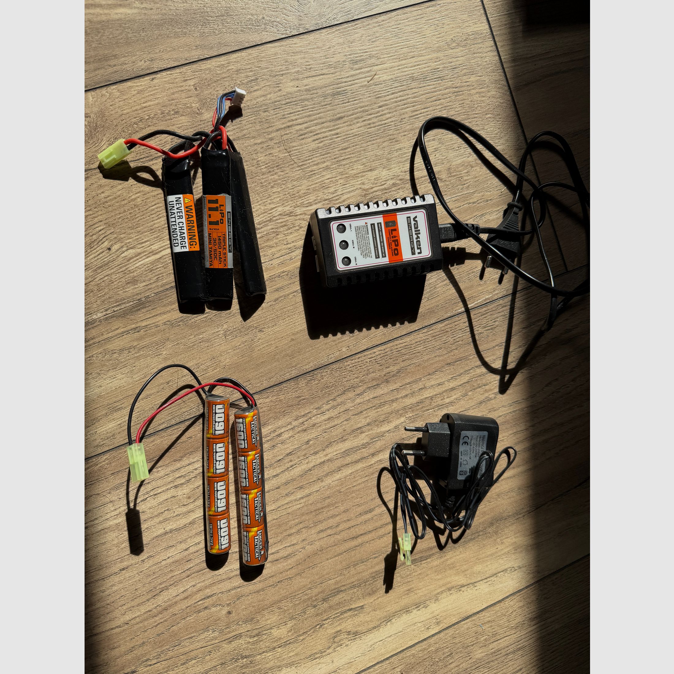 Airsoft M4 Lancer Tactical 