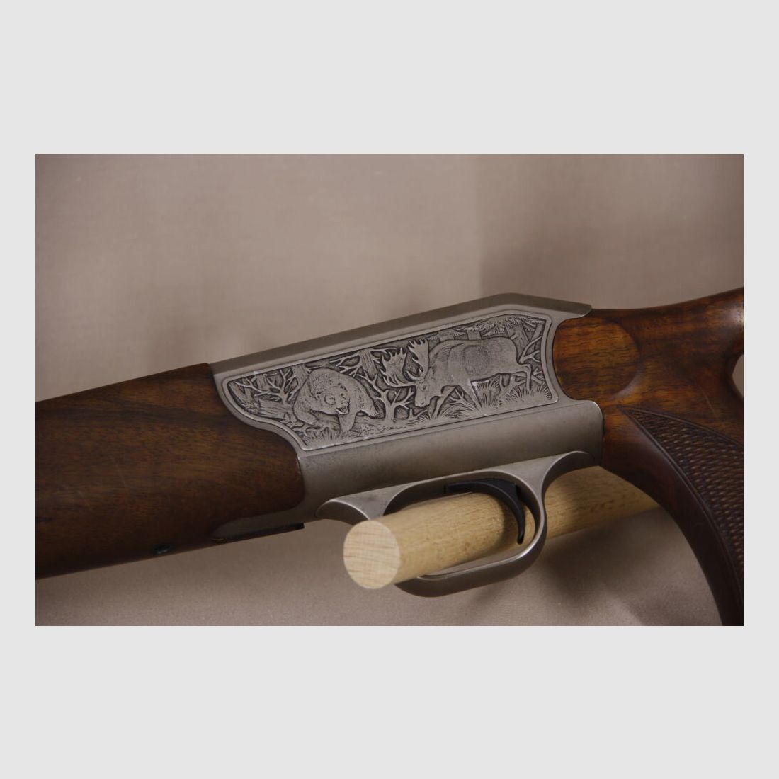 Blaser R93 - Lochschaft // Komplettierung // Tierstückgravur