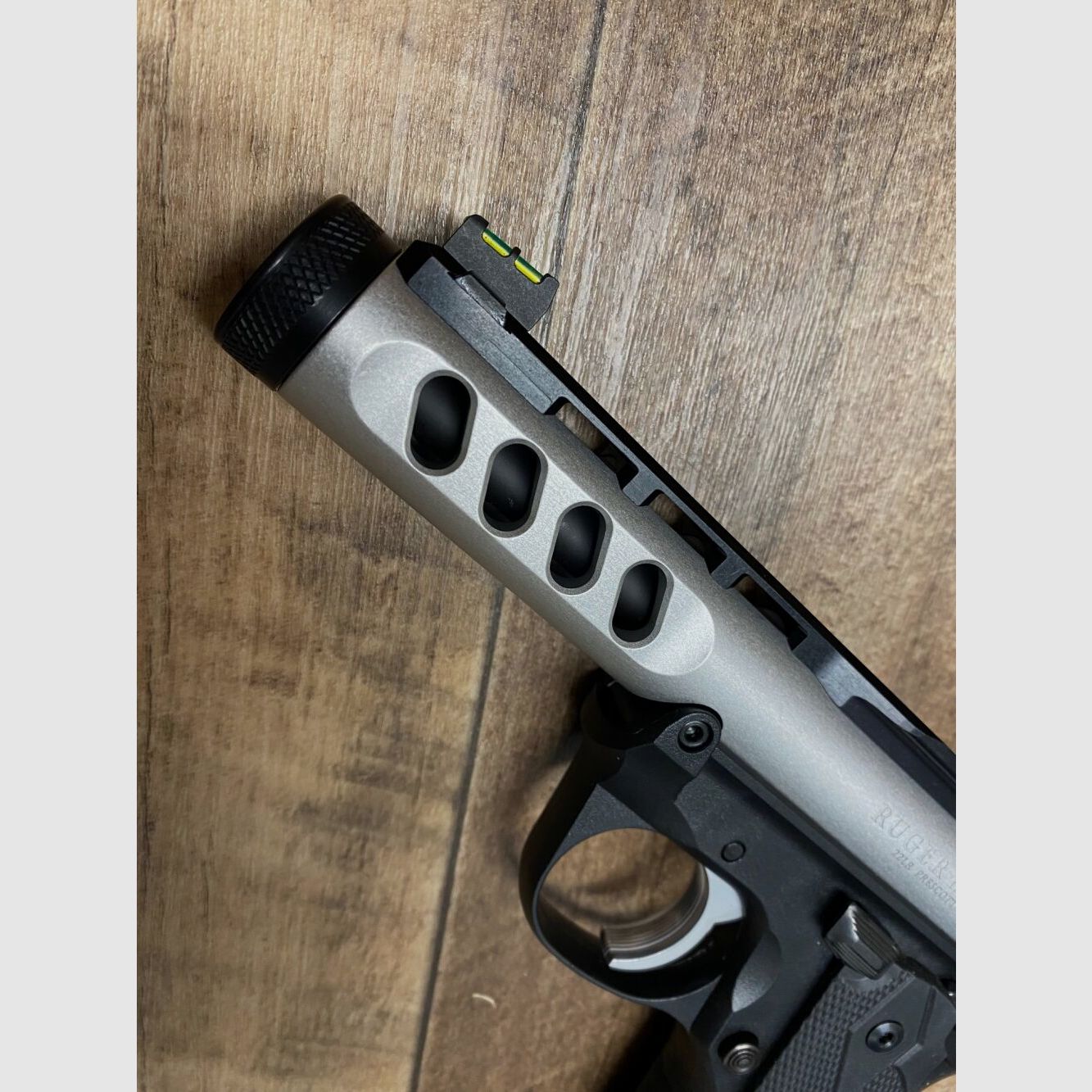 Ruger Mark IV 22/45 Lite OR .22lr Pronto per ottiche .22lr