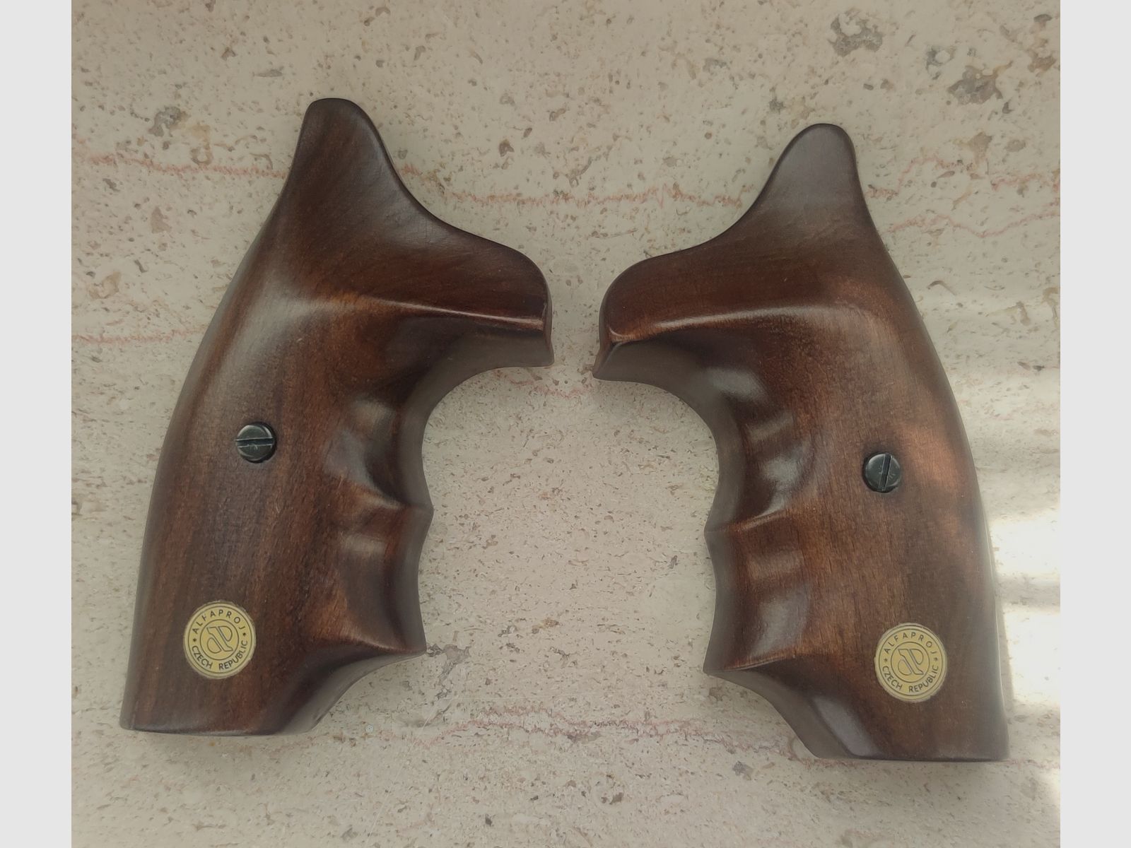 Grip panels wood for Alfa proj for Steel Cop and sharp revolvers