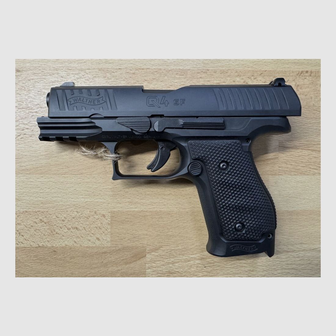 Vorführwaffe Walther halbautom. Pistole Q4 Steel Frame SF 9x19 PS INT 9mm 9mmLuger