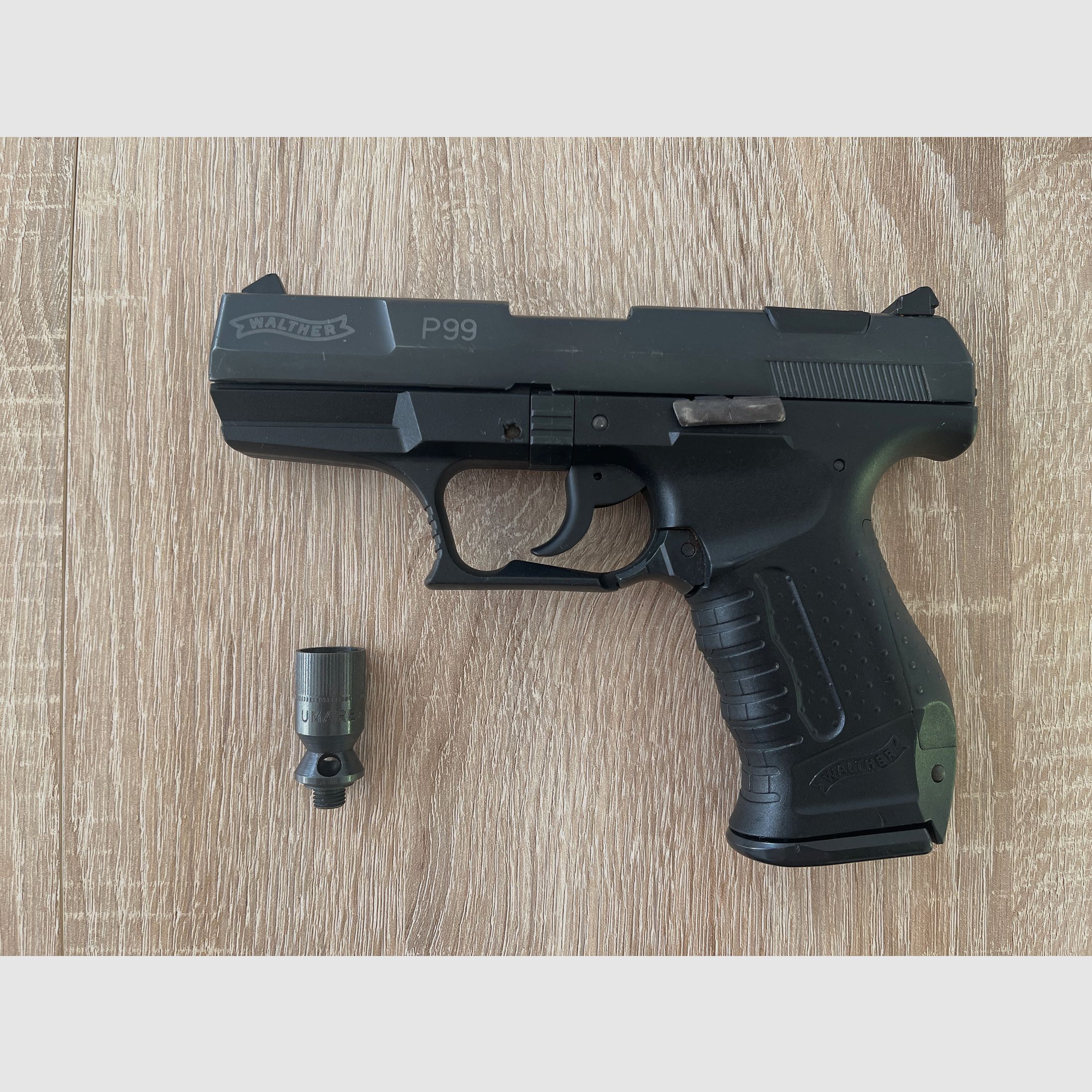 Walther P99 - 9mm P.A.K. - pistola de fogueo