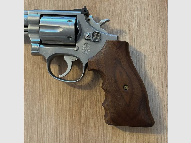 Nussbaum Griffschale - S&W Revolver K-Rahmen - S.B.