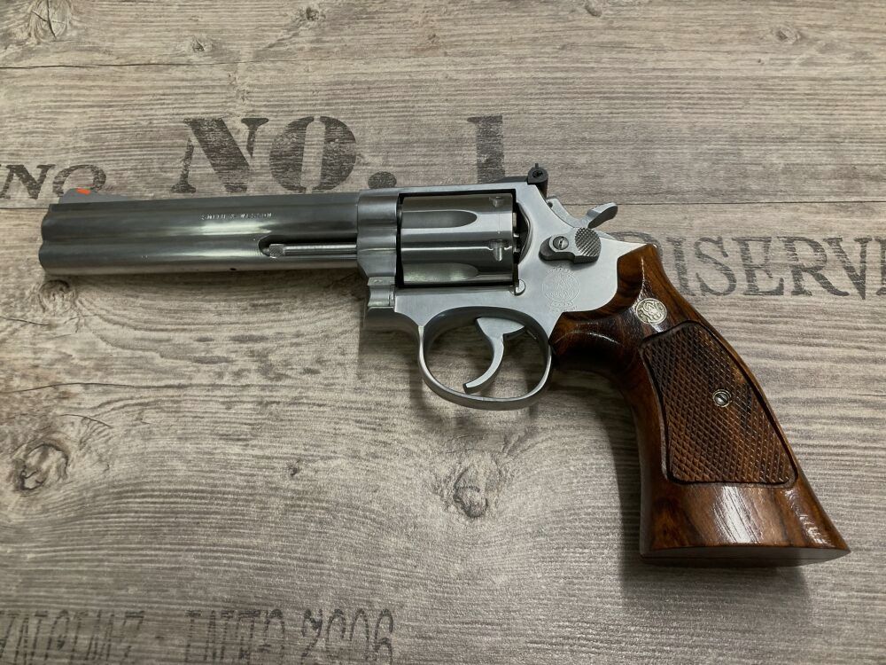 Smith & Wesson 686