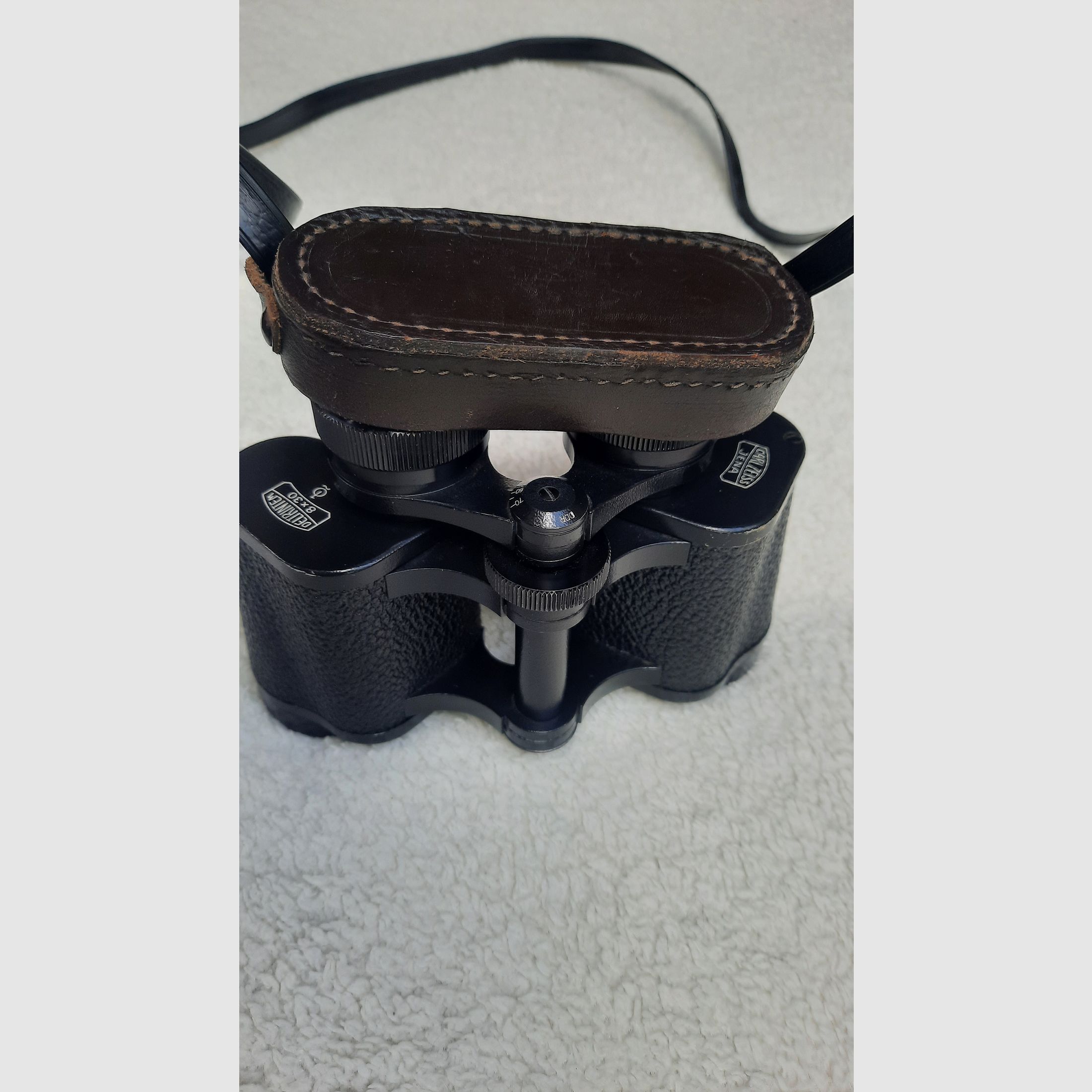 Fernglas Carl Zeiss Jena 8 x30 mit Tasche