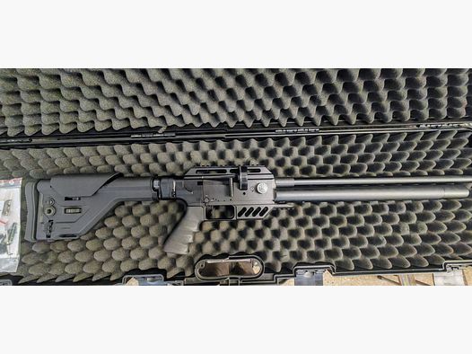 FX Dream Line Tacticel 4,5m/m,mit Tacticel-Klappschaft, Exportsatz u. Zielfernrohr, mit Koffer