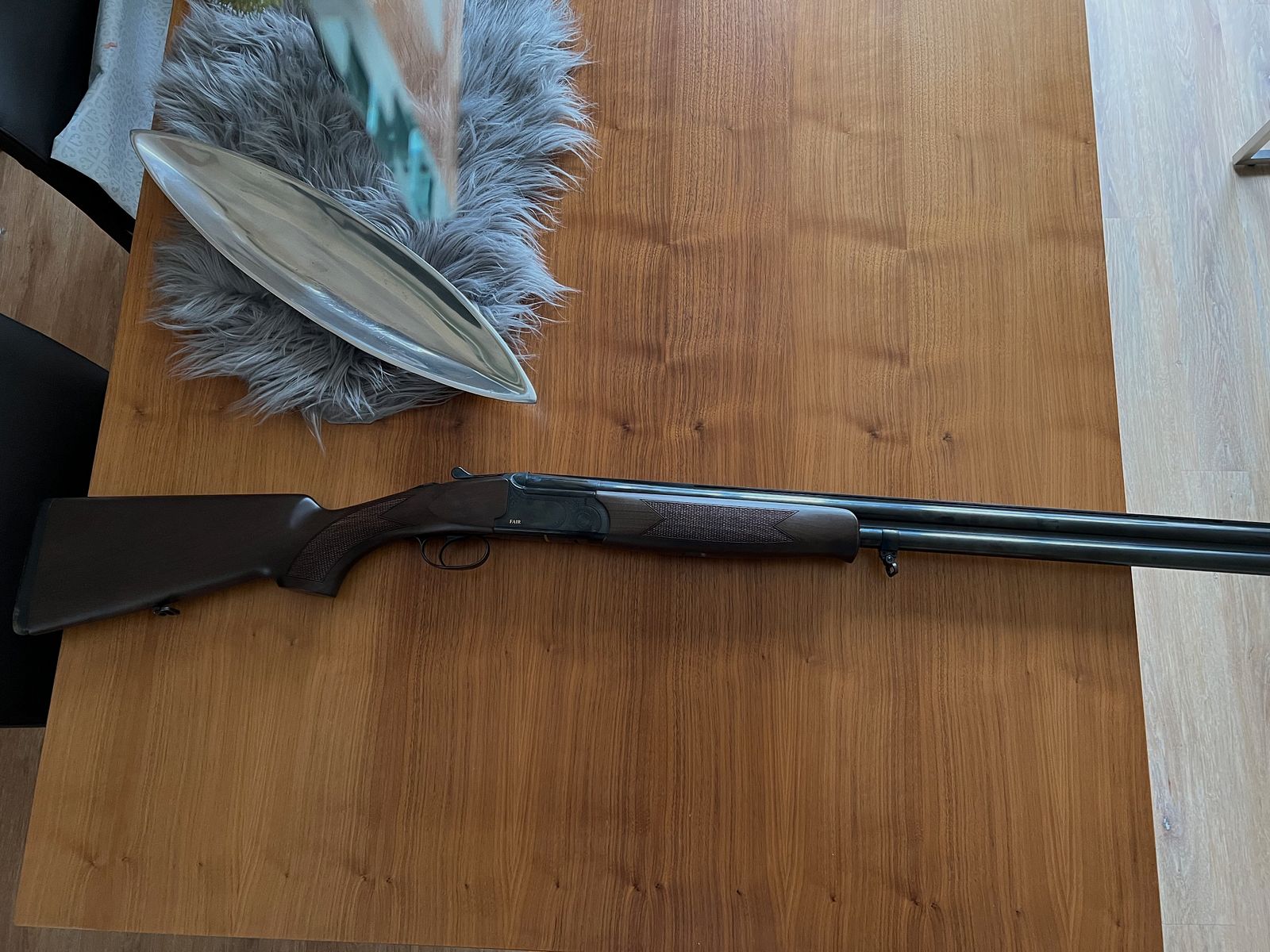 shotgun