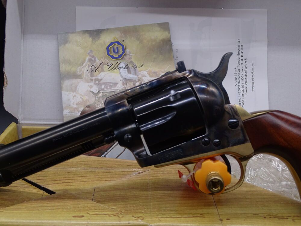 Uberti 1873 Cattleman Kaliber .357 Magnum 5 1/2 " VERSTELLBARES VISIER 1873 Cattleman