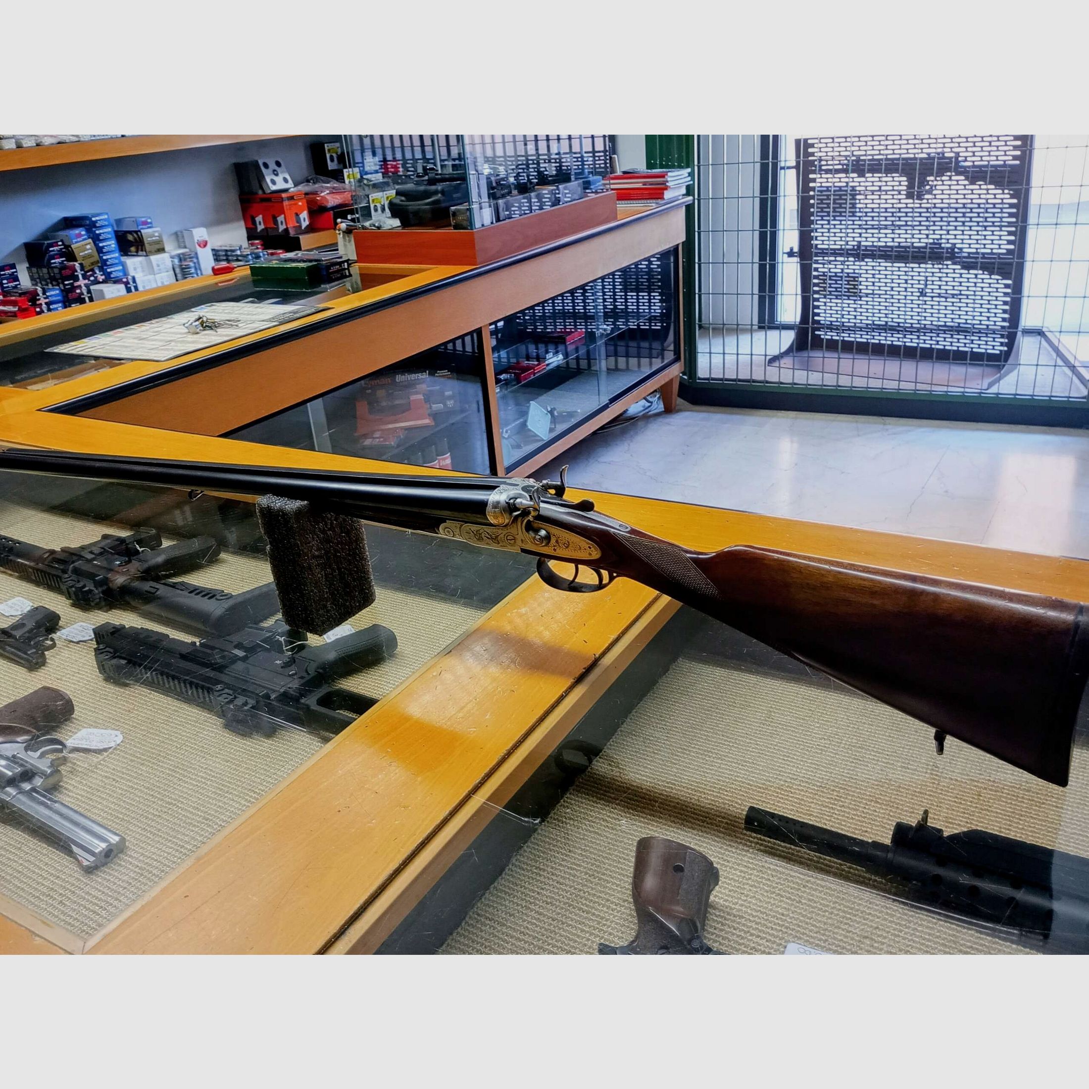 Over-and-under shotgun A.BELLERI cal. 12 (used), image 1 of 3