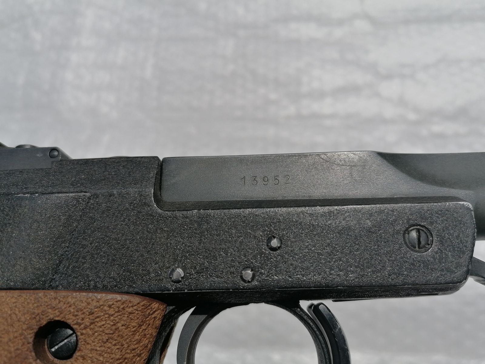 Walther LP2 new seals right grip