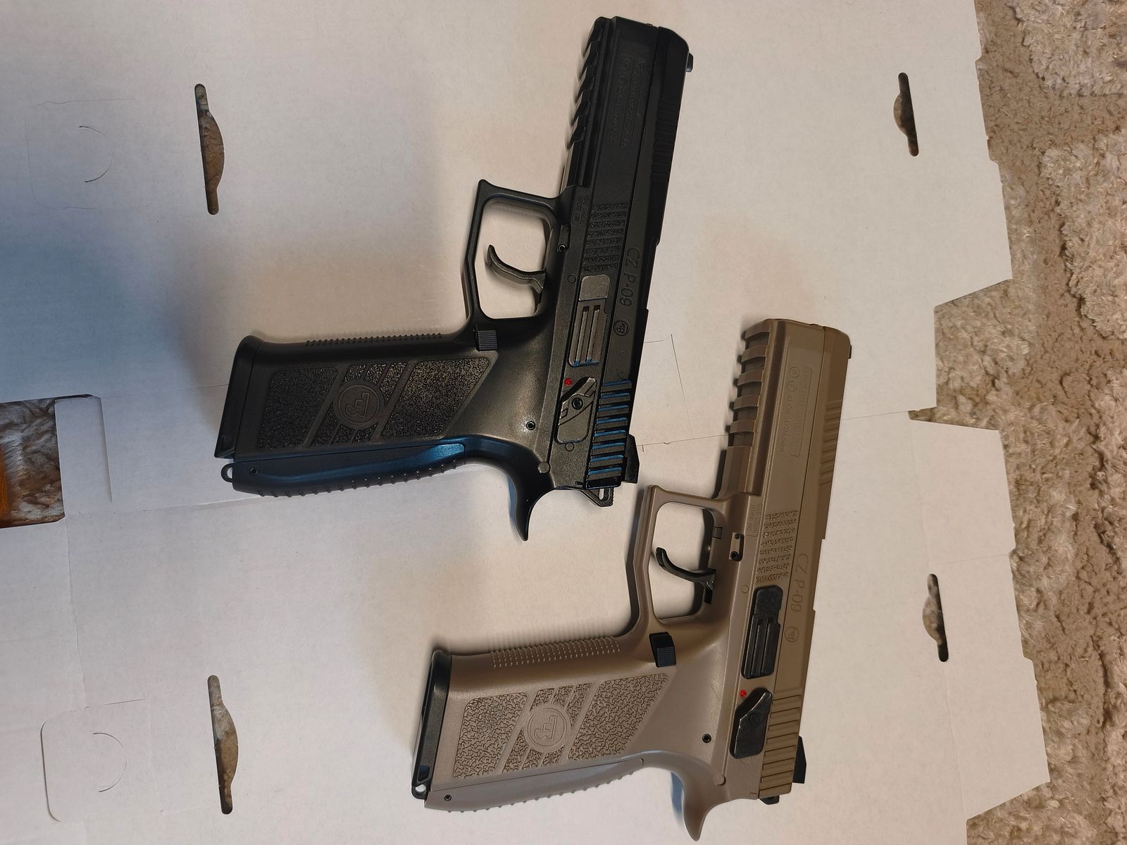 2x CO2 Pistool CZ P-09 4,5mm