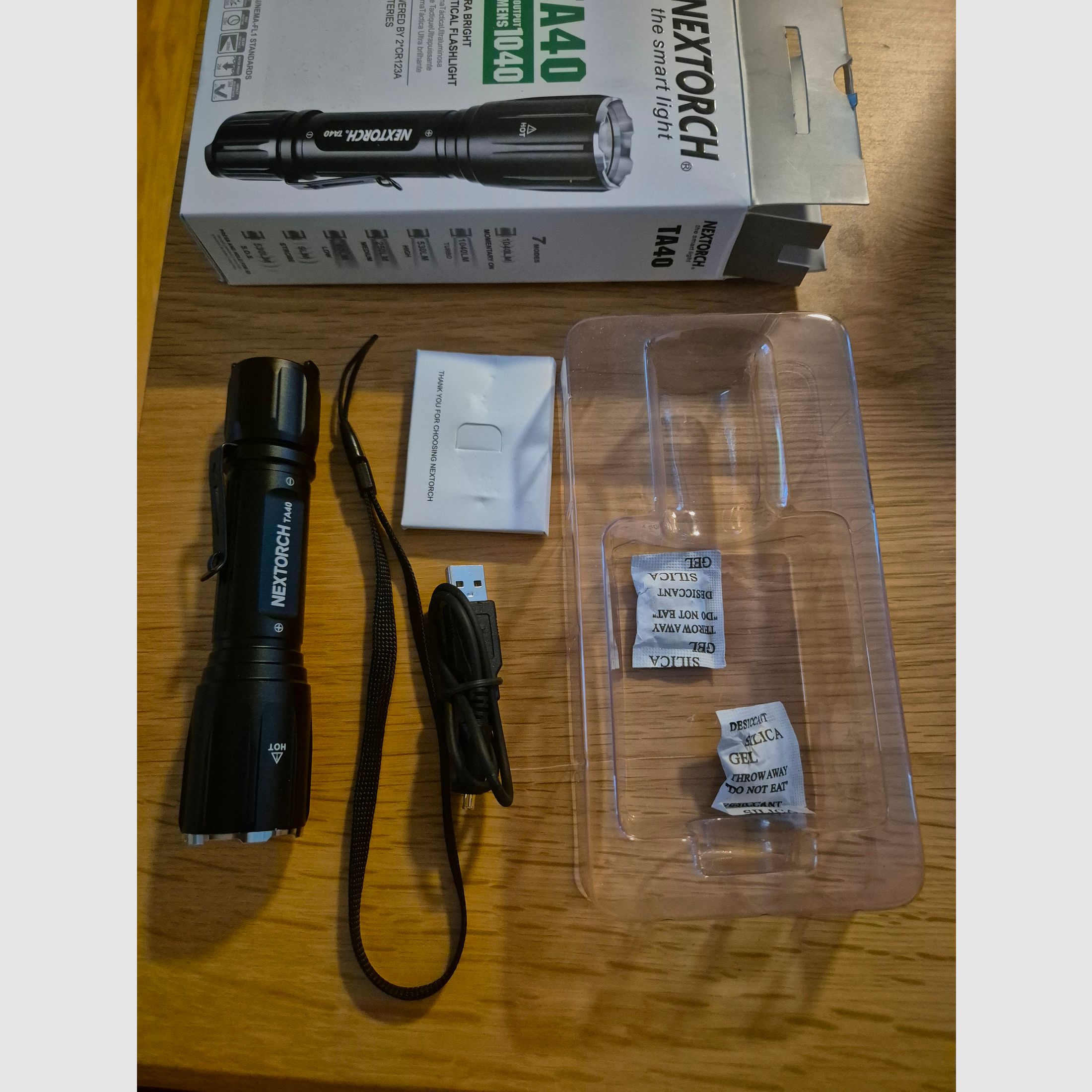 Nextorch TA40, Lampe de poche tactique