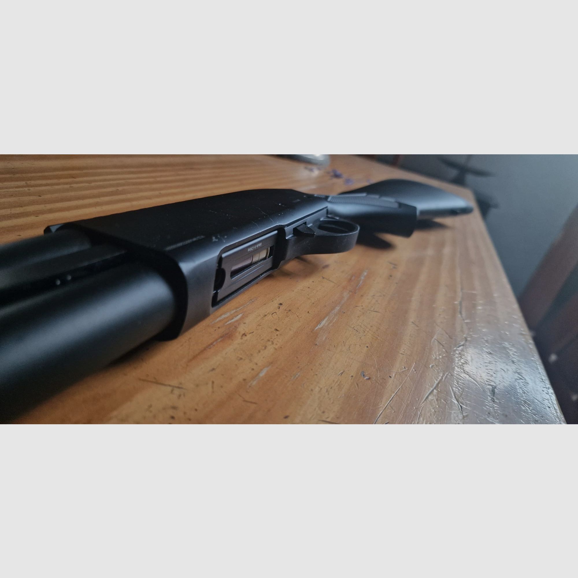 Golden Eagle M8872 Vollmetall Pump Action Gas Shotgun 6mm BB schwarz