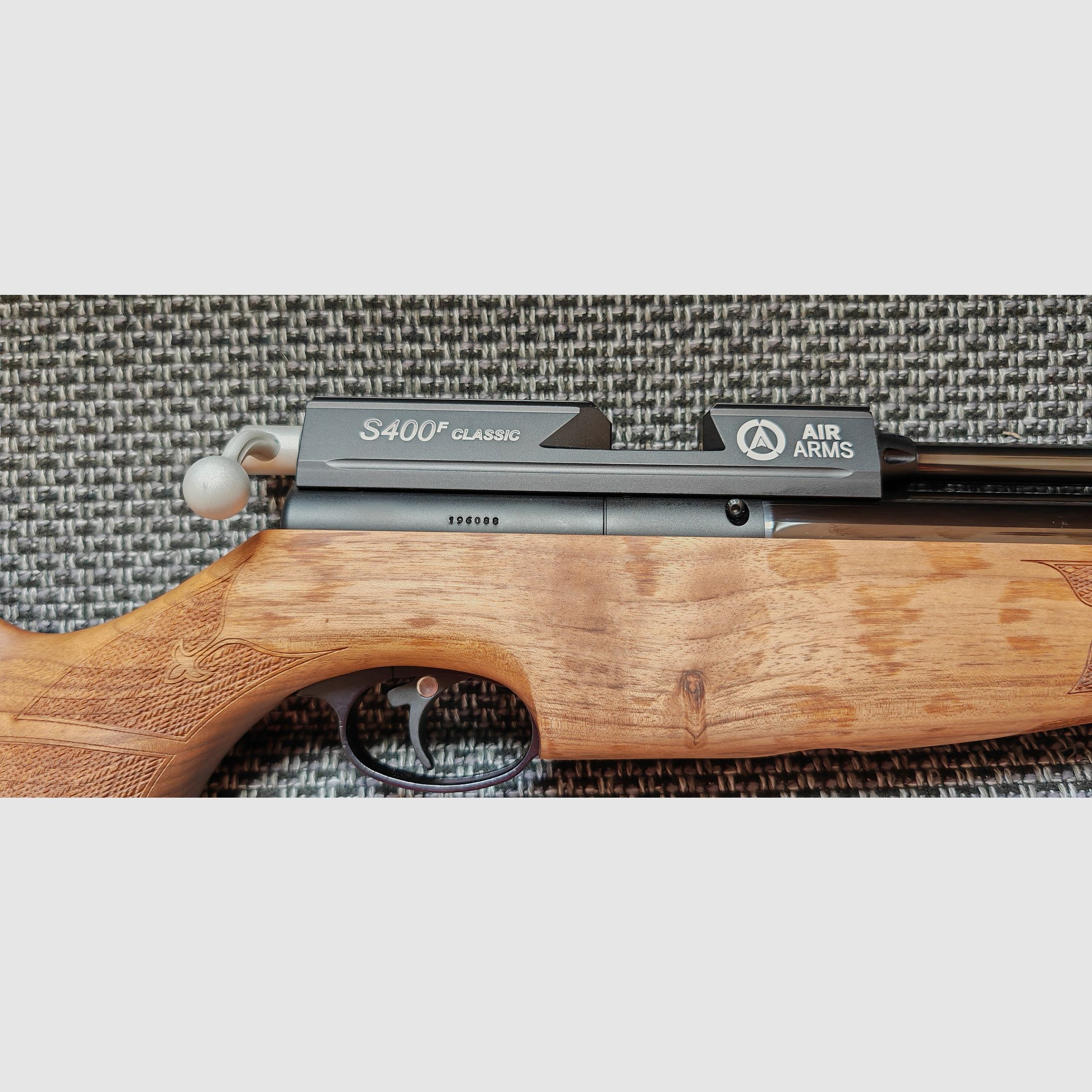 Air Arms S400 Walnuss 4,5mm, rechts, wie Neu