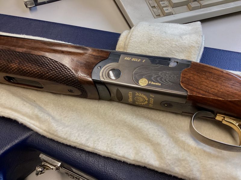 Beretta 682 Gold E Trap-Flinte 12/70