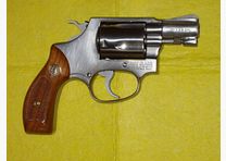 S&W 60 Yr. 1981
