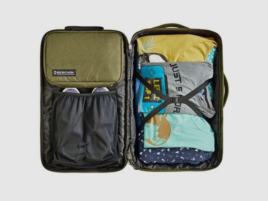 Mochila de viaje Bergara 30l verde oscuro