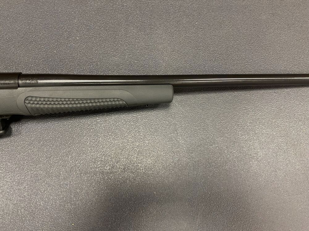 Howa	 Howa M1500 24" Heavy Barrel, Mündungsgewinde, GRS Fenris. Kal .223 Rem