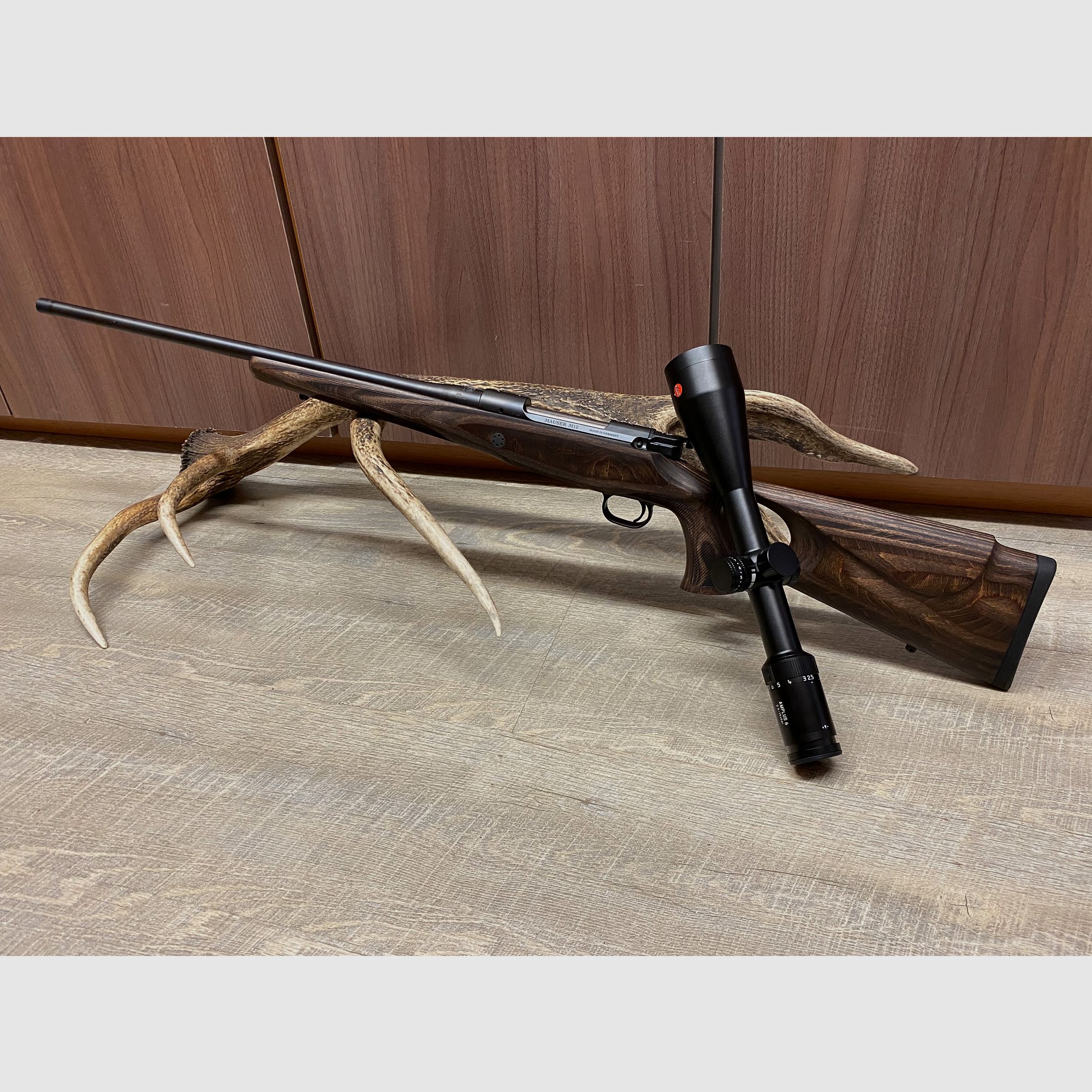 Mauser M12 Max, mit Leica Amplus 6 2,5-15x56 i