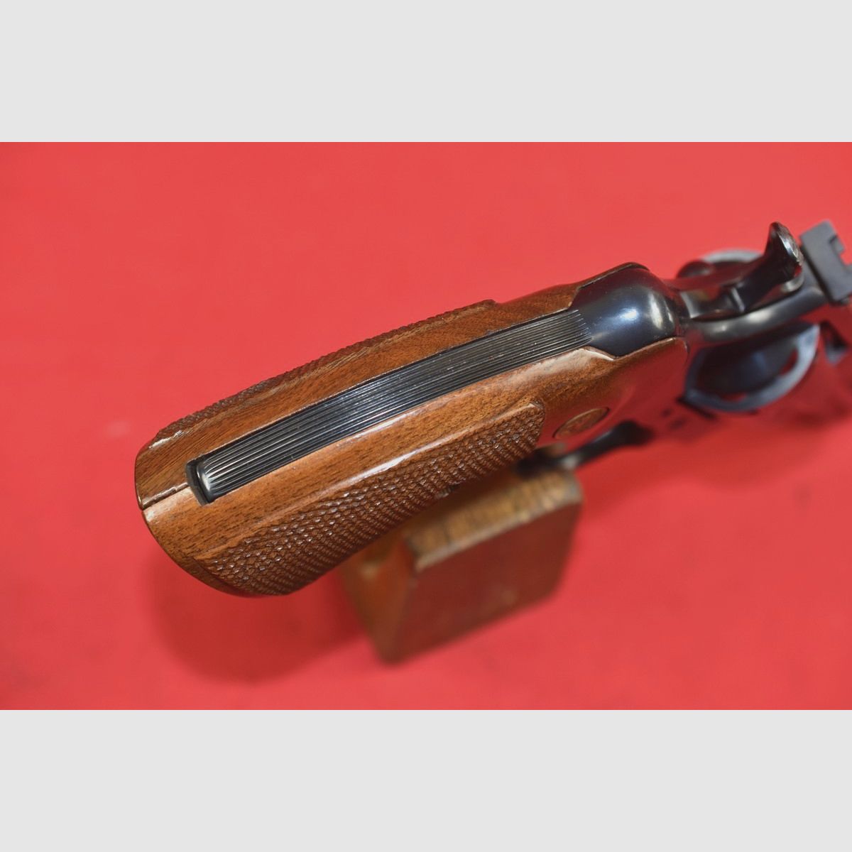 #8135 Revolver Colt Python, année de fabrication 1975, cal. .357 Mag., image 7 sur 21
