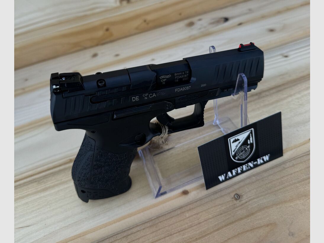 Arme de démonstration Carl Walther pistolet semi-automatique PPQ M2 9x19 9mm Luger 15R/17R 9mmLuger