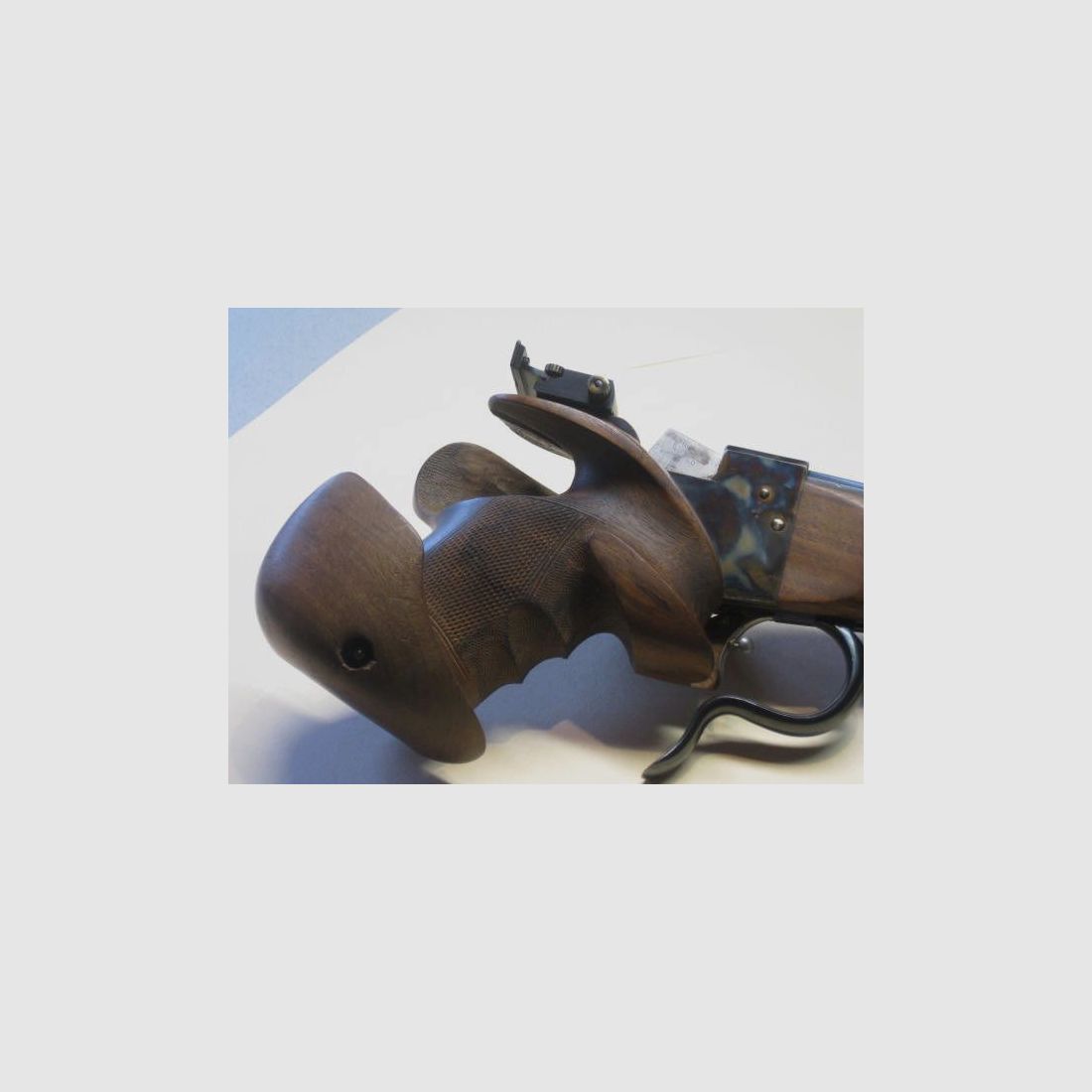 Wolna pistolet Bühag Suhl uchwyt M