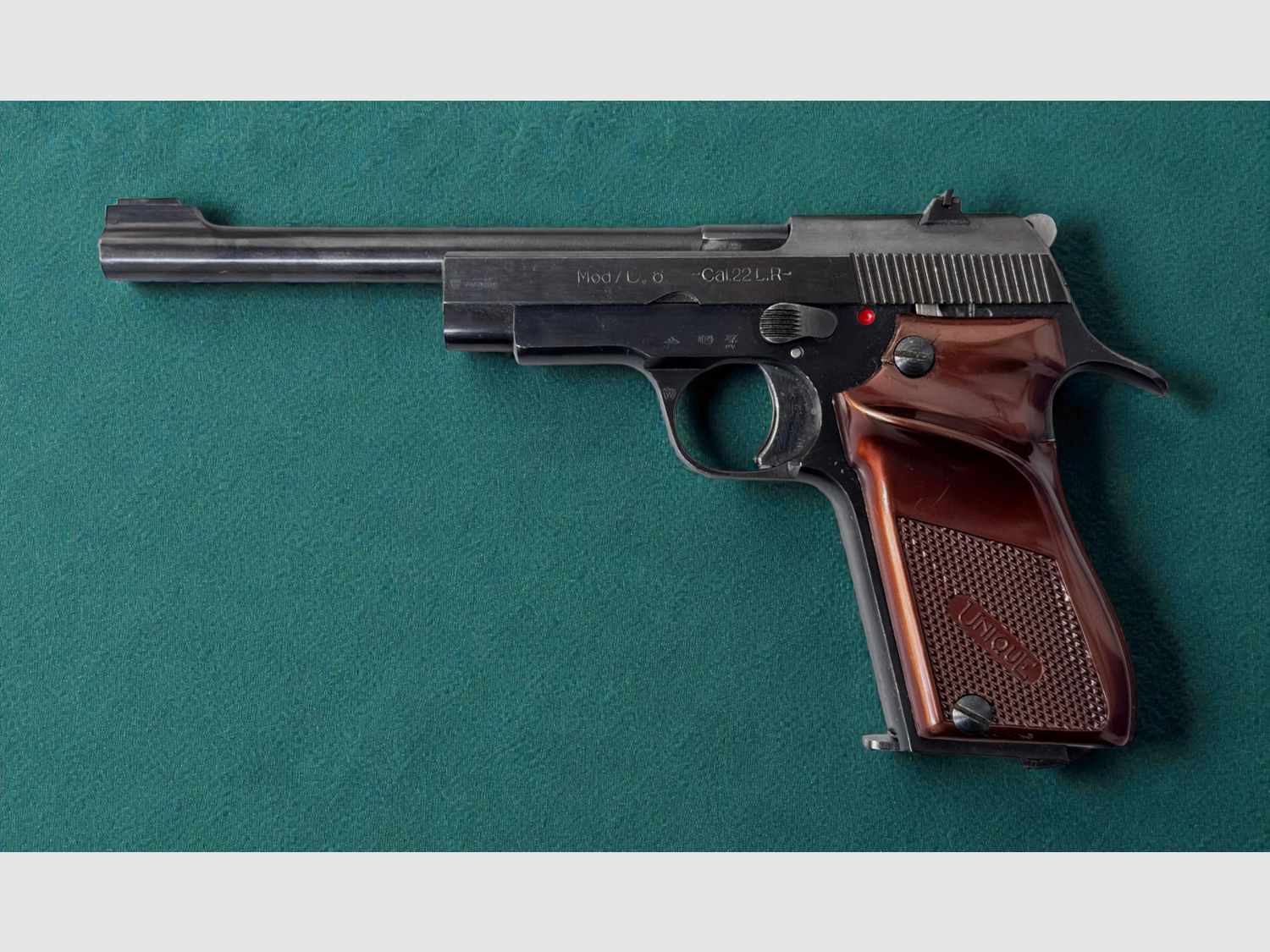 Klein kaliberpistool Unique D.6 .Kal. 22lr
