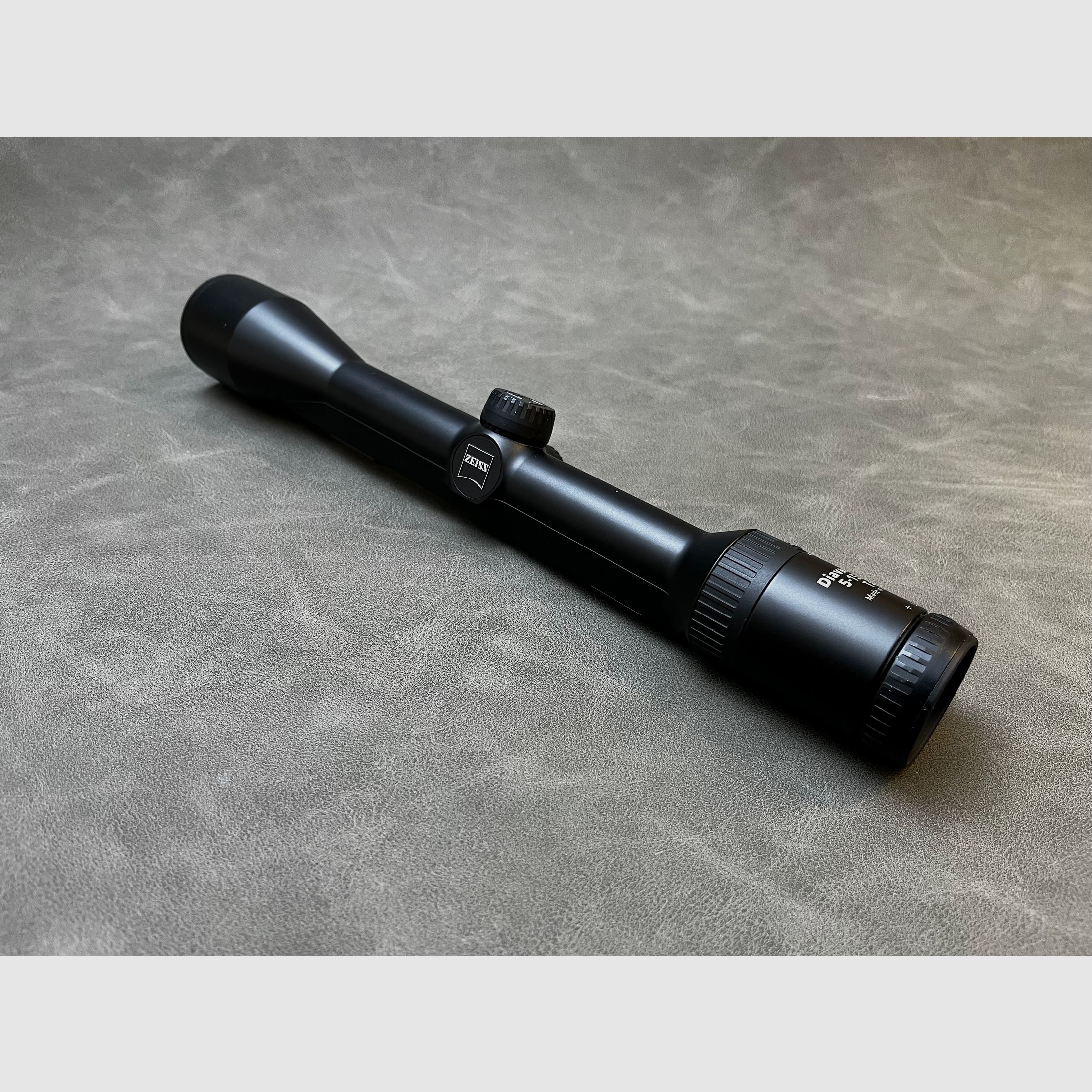 Zeiss Diavari VM 5-15x42 T* mit Schiene