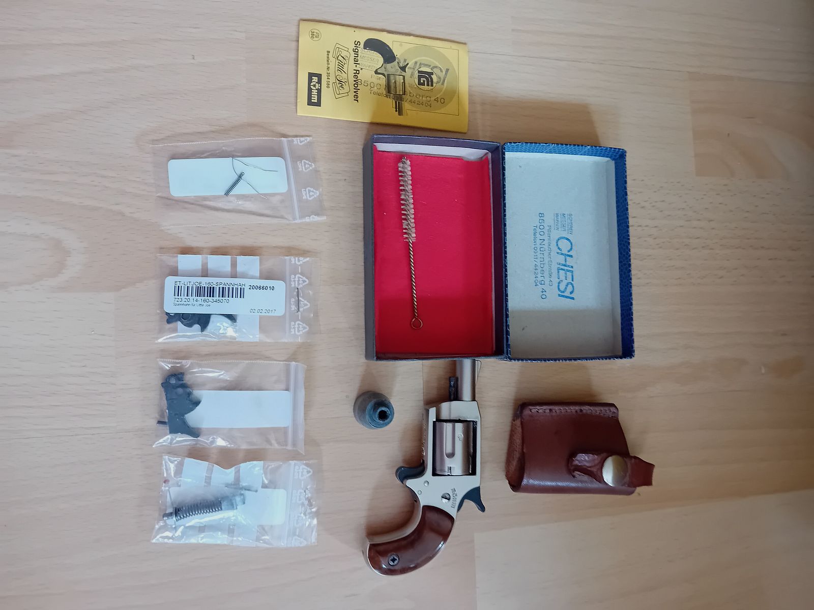 Schreckschuss-Revolver Röhm Little Joe in .22mm knall, vernickelt, Versand frei