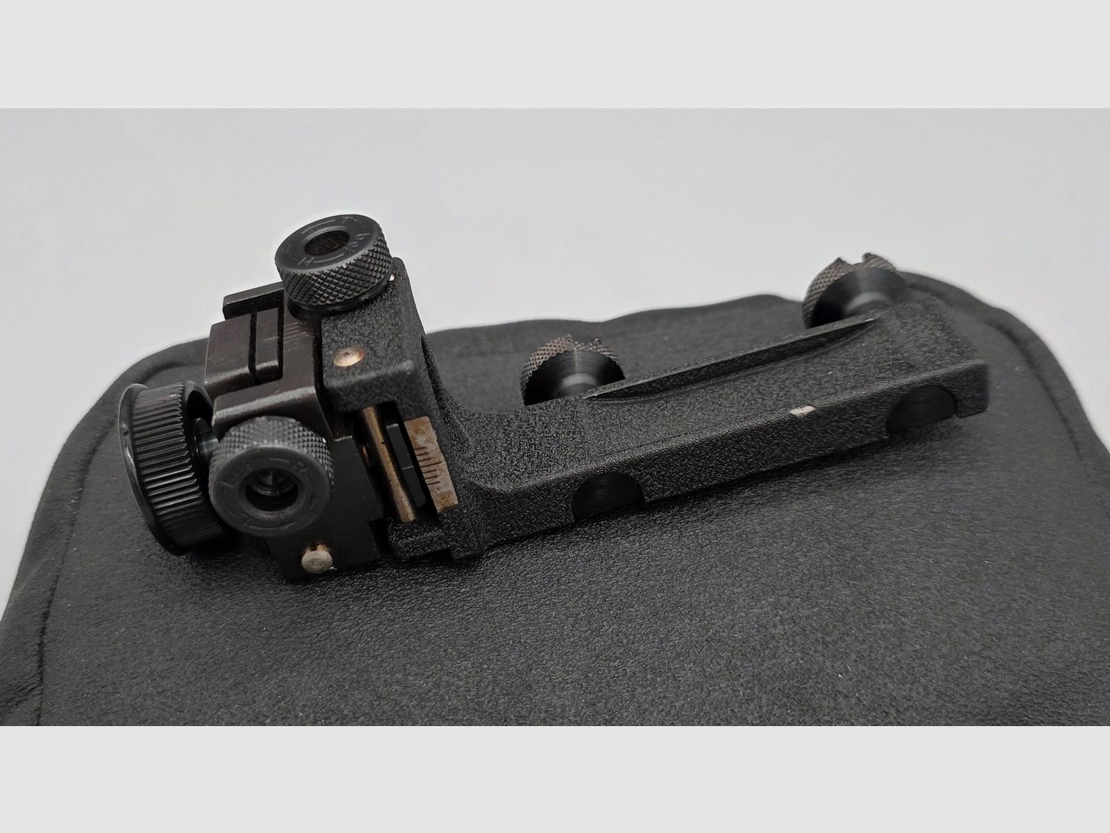 Sehr schöner Diopter Haenel mit Zubehör in der original Box Suhl Mod. M150 KK Gewehr 