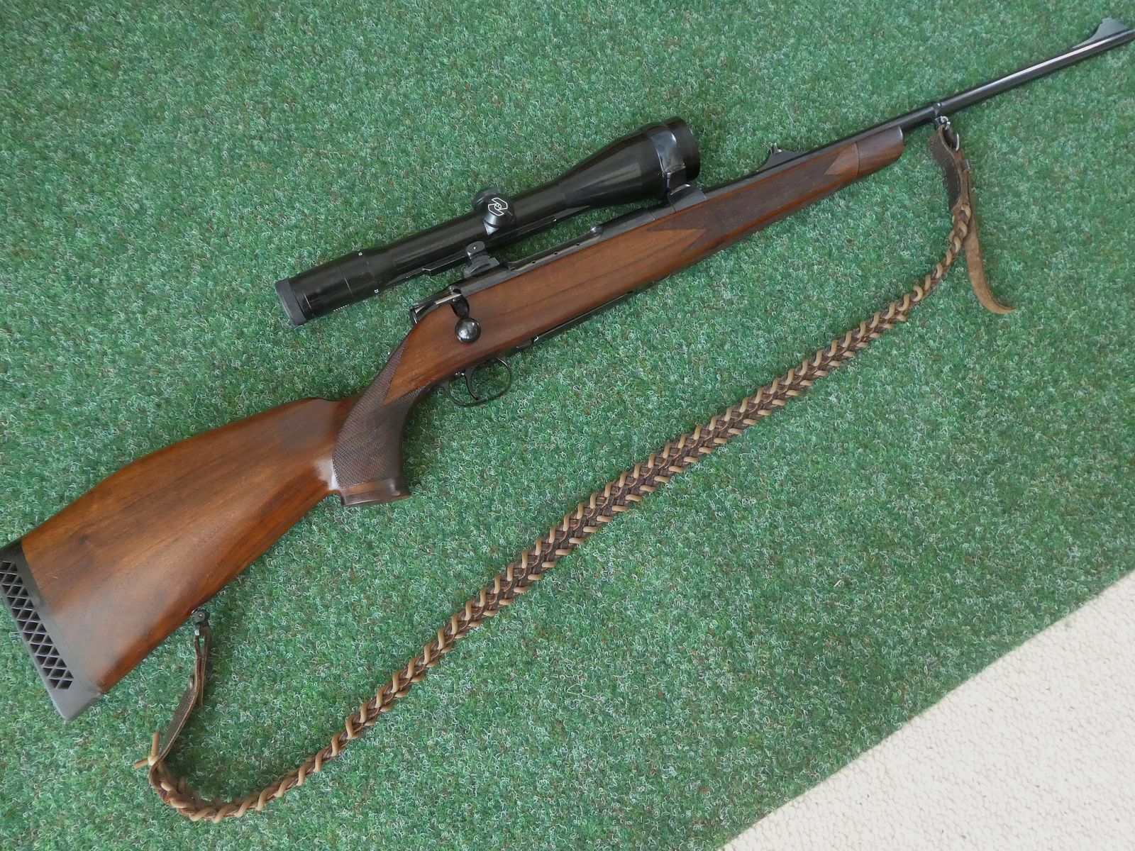 Sauer 90 in 7x64 mit Zeiss 2,5 - 10 x x56