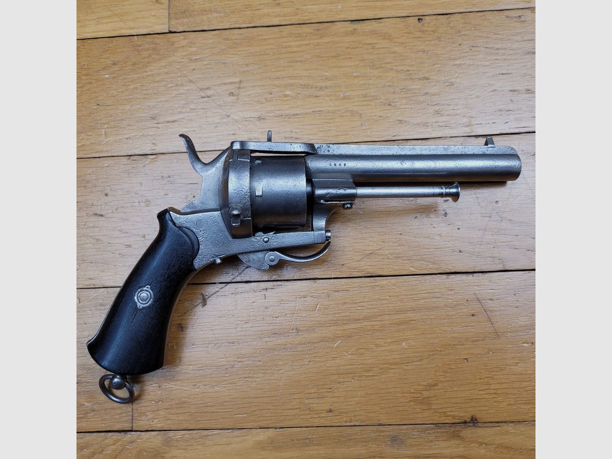 Curieuze pinfire revolver in kaliber 9mm – met gesloten frame – het grootste van de "zak" modellen – mooie ebbenhouten grepen – goede mechanica – zelfverdedigingswapen uit de Belle Époque – BE, afbeelding 2 van 16