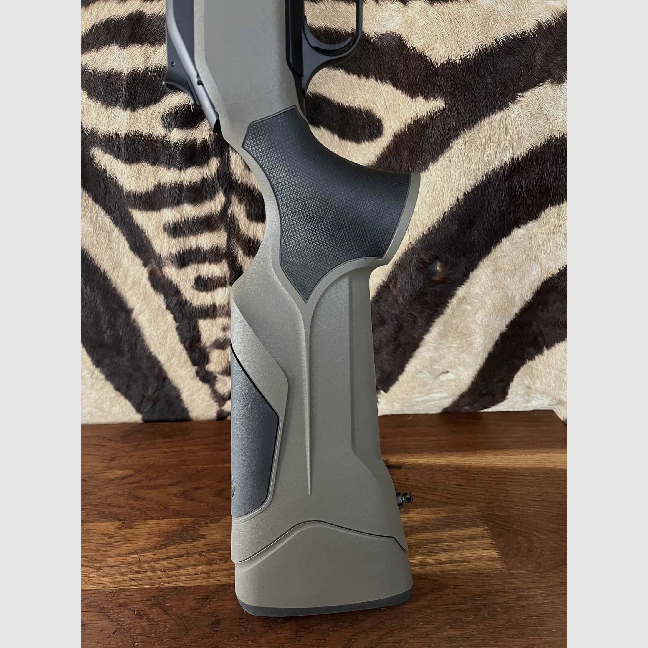 Repetierbüchse Blaser R8 Professional 2.0 Linkshänder Kal.300wm – ca.65cm – gewinde, Bild 10 von 10