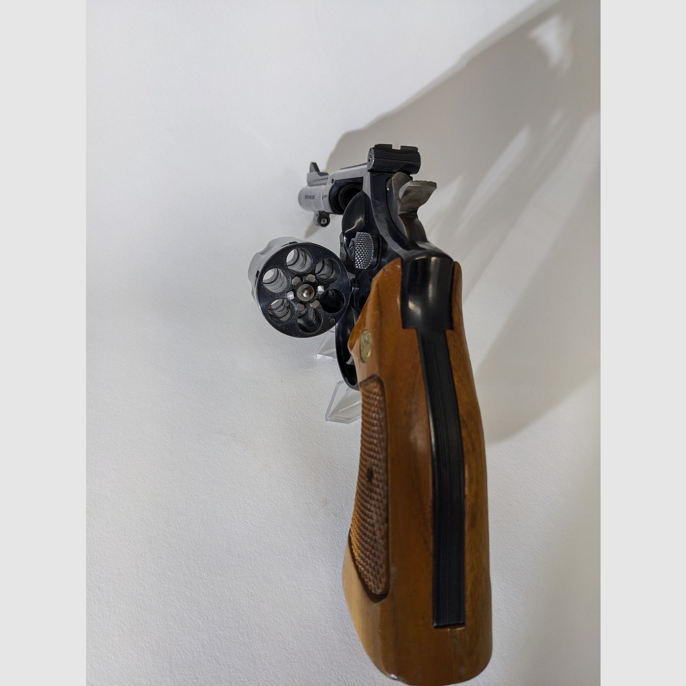 Revolver Smith and Wesson 4" cal. 38