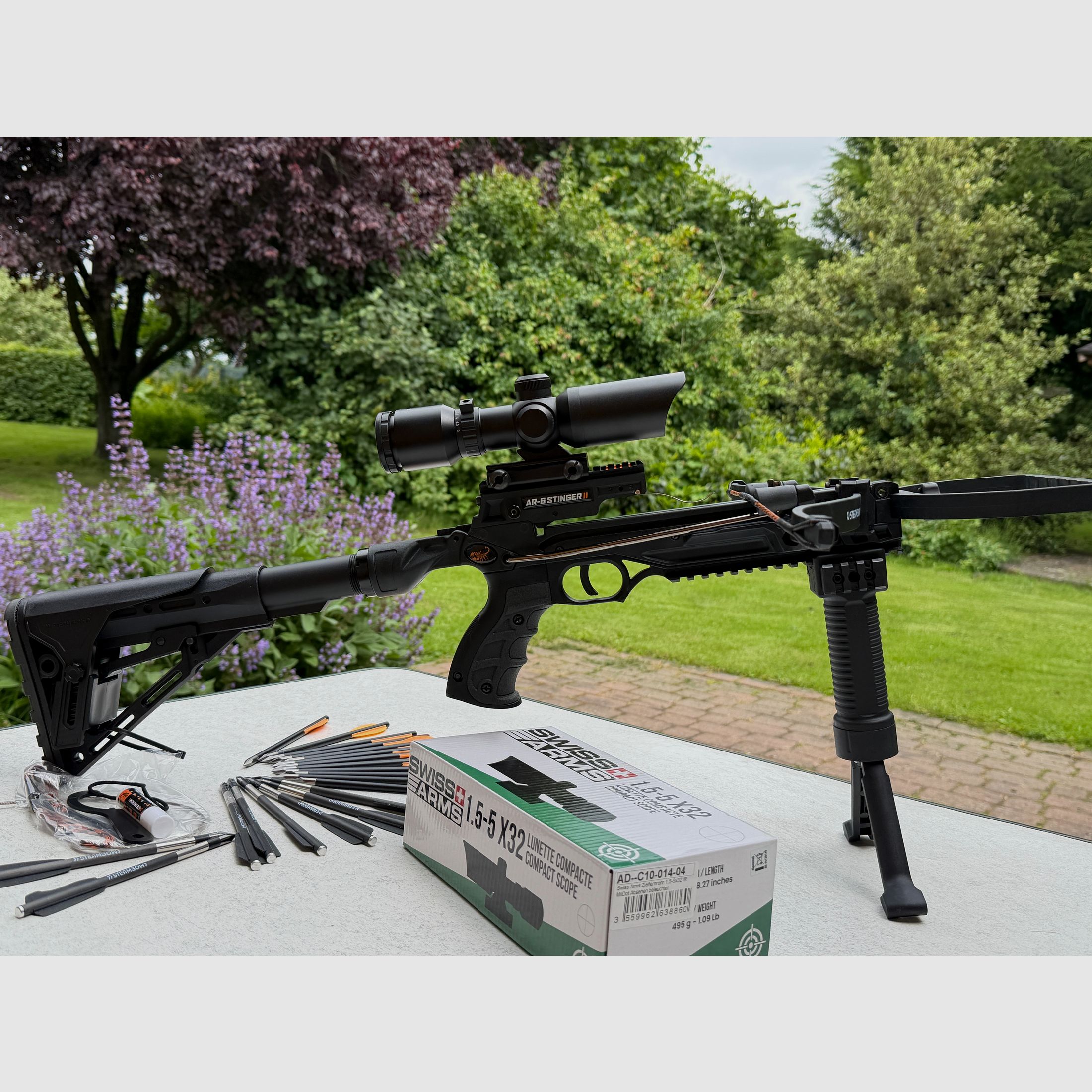 Armbrust Steambow AR-6 Stinger II Survival avec lunette de visée et divers accessoires :