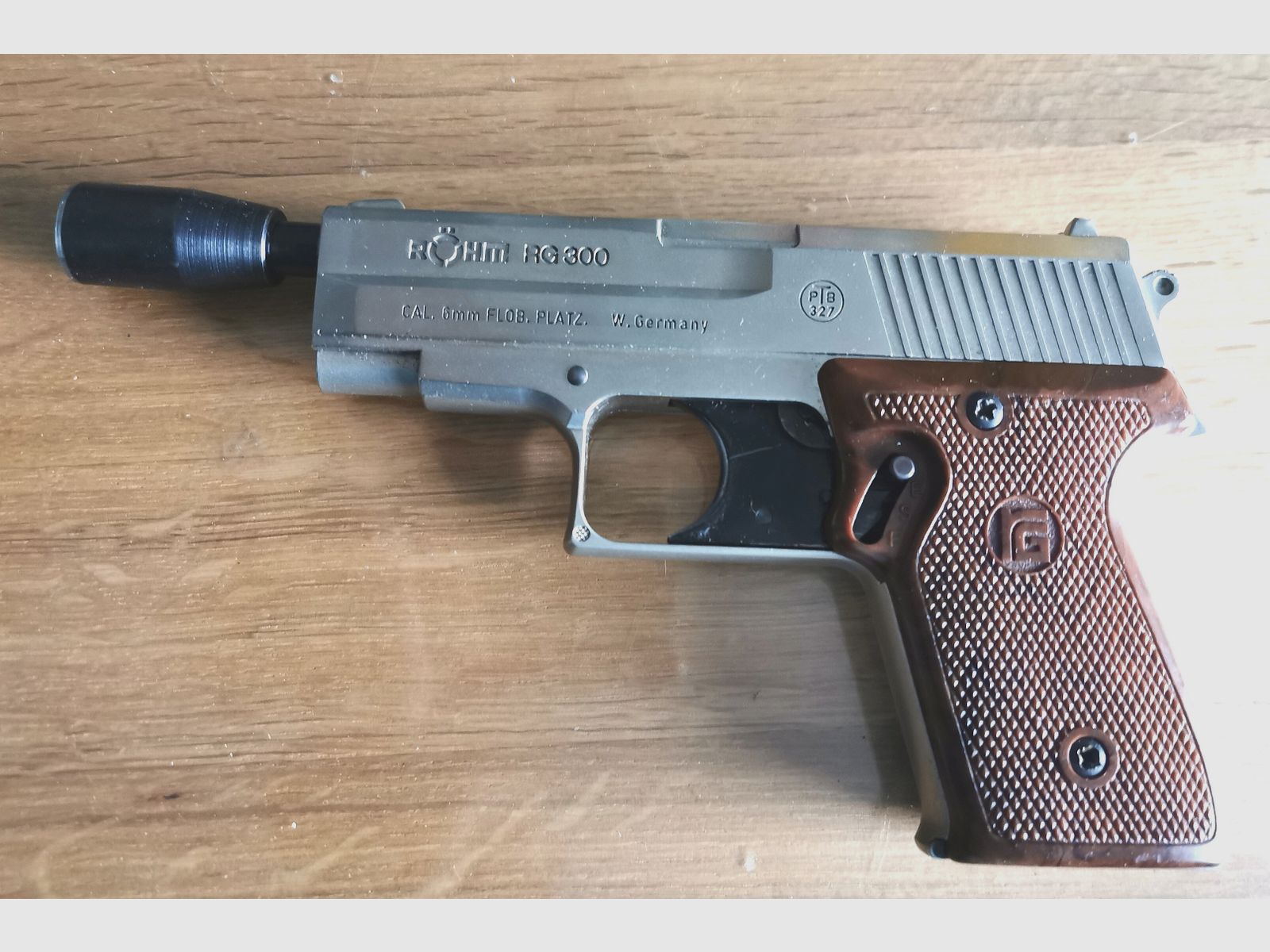 Röhm RG300 Nickel (Silver) with PTB free from 18 years